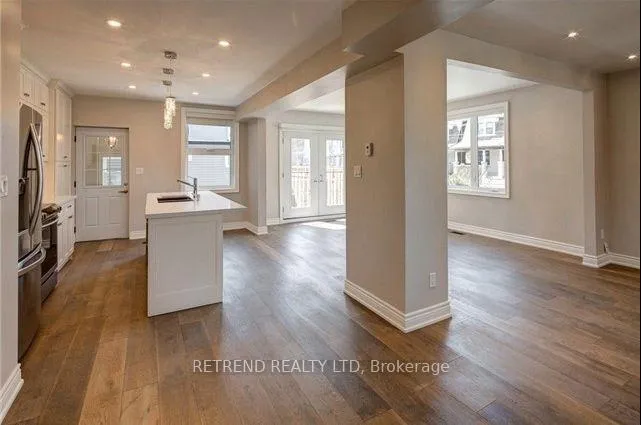 Photo 5 of Unit Upper, 892 Palmerston Avenue, Toronto, The Annex — HOMEH