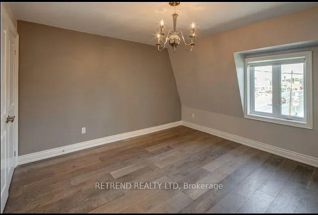 Photo 10 of Unit Upper, 892 Palmerston Avenue, Toronto, The Annex — HOMEH