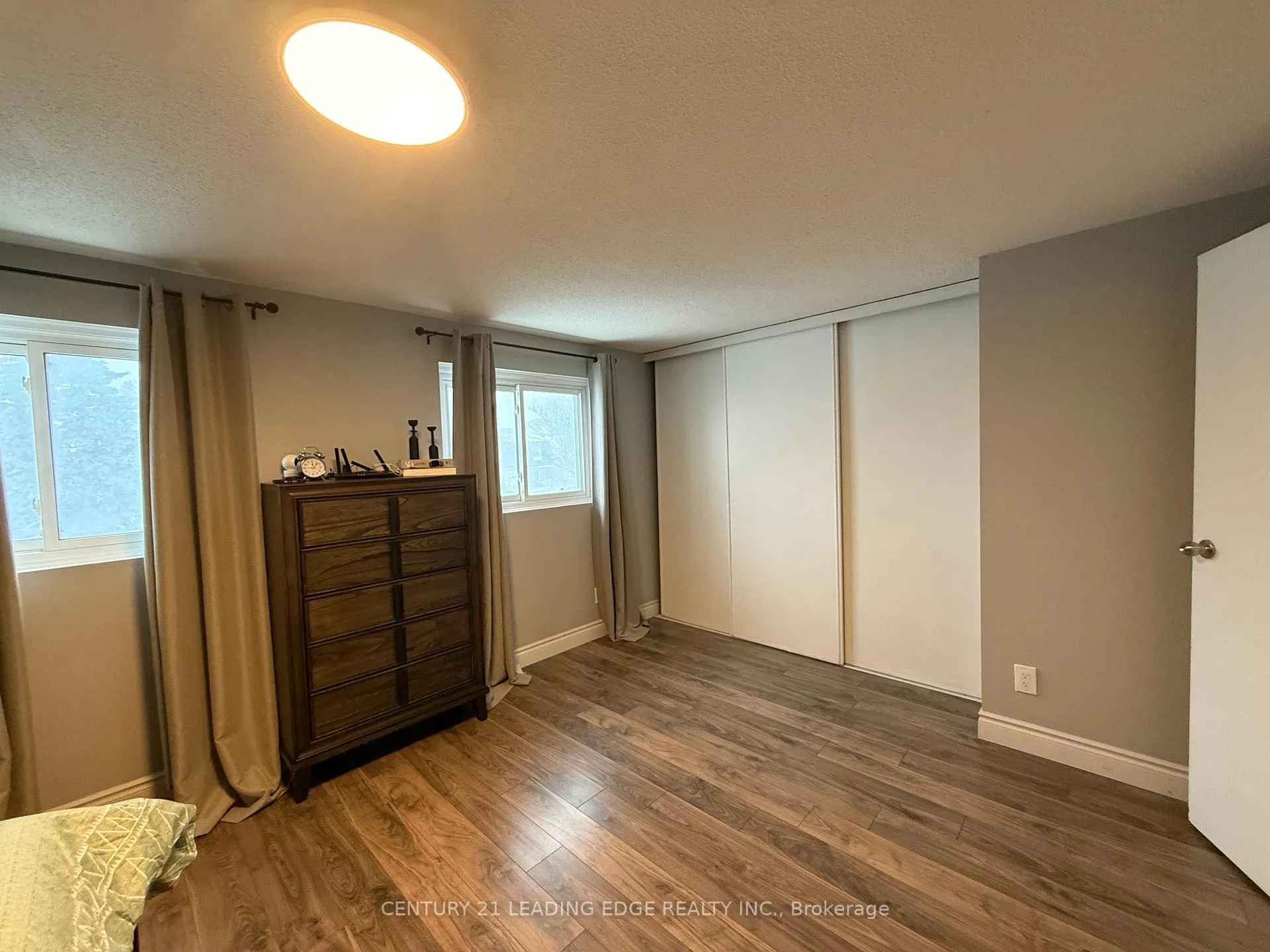 Photo 12 of Unit Upper, 998 Southgate Drive, Oshawa, Donevan — HOMEH