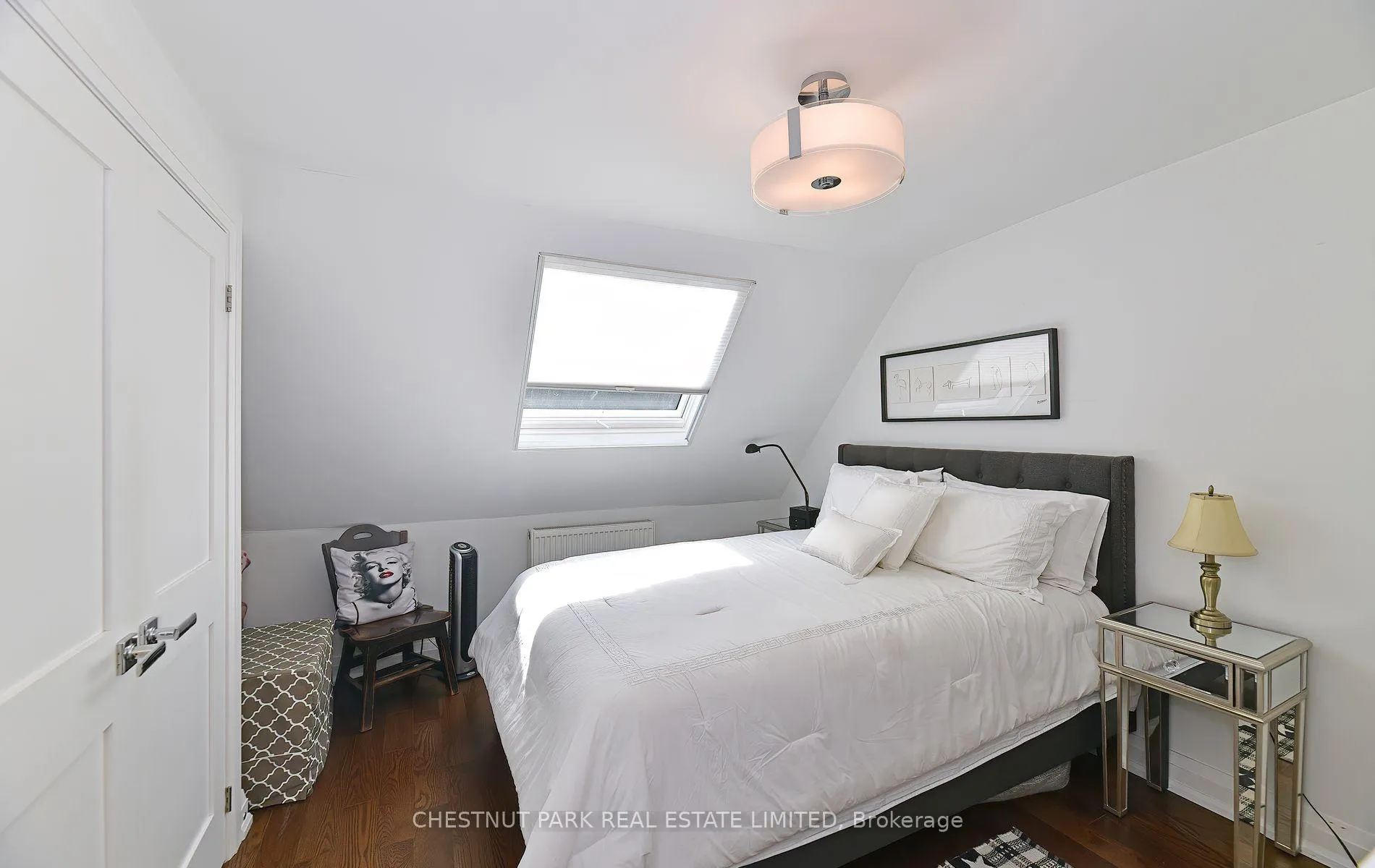 Photo 17 of Unit upper, 133 Cottingham Street, Toronto, Yonge-St. Clair — HOMEH