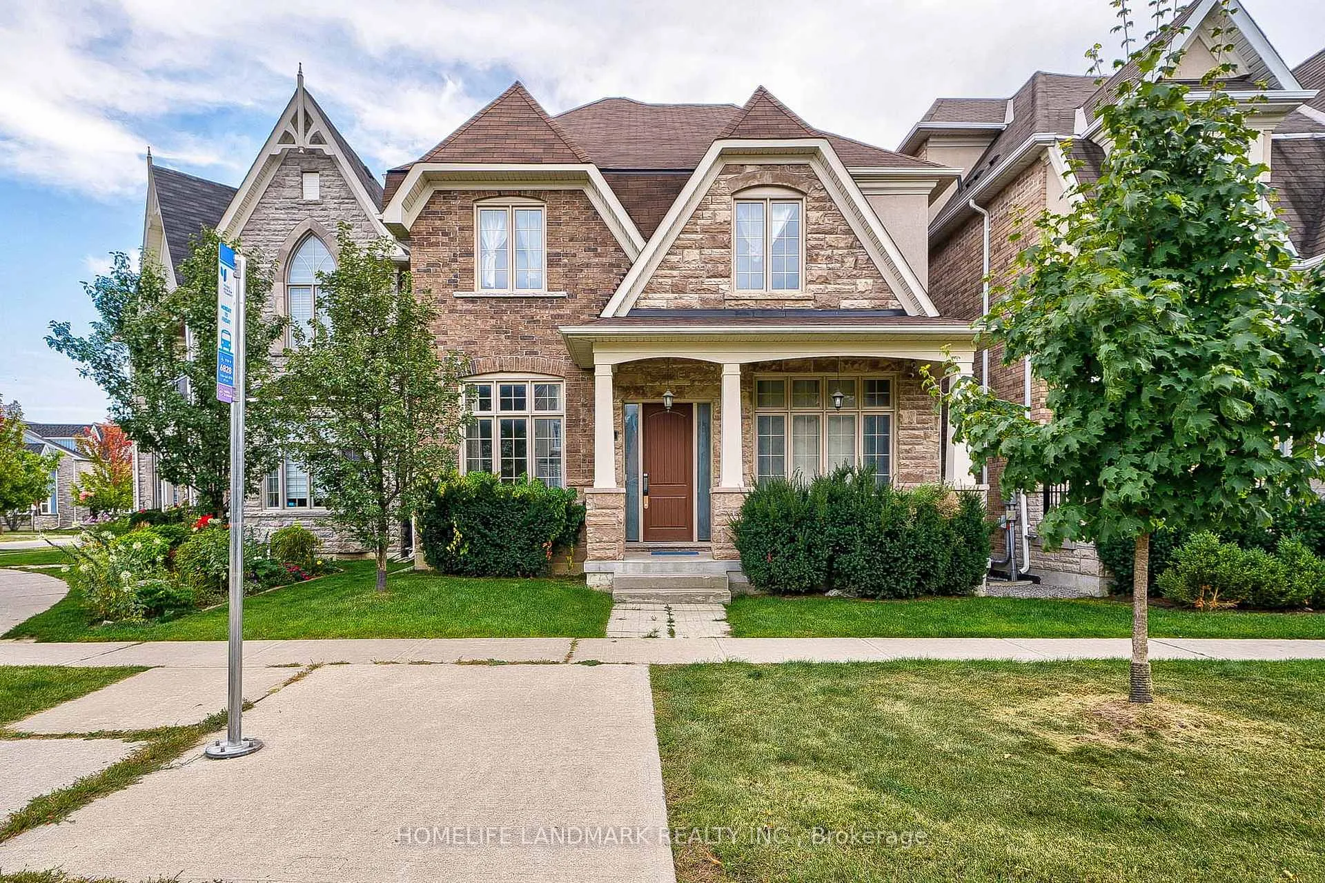 Front of 31 Angus Glen Boulevard