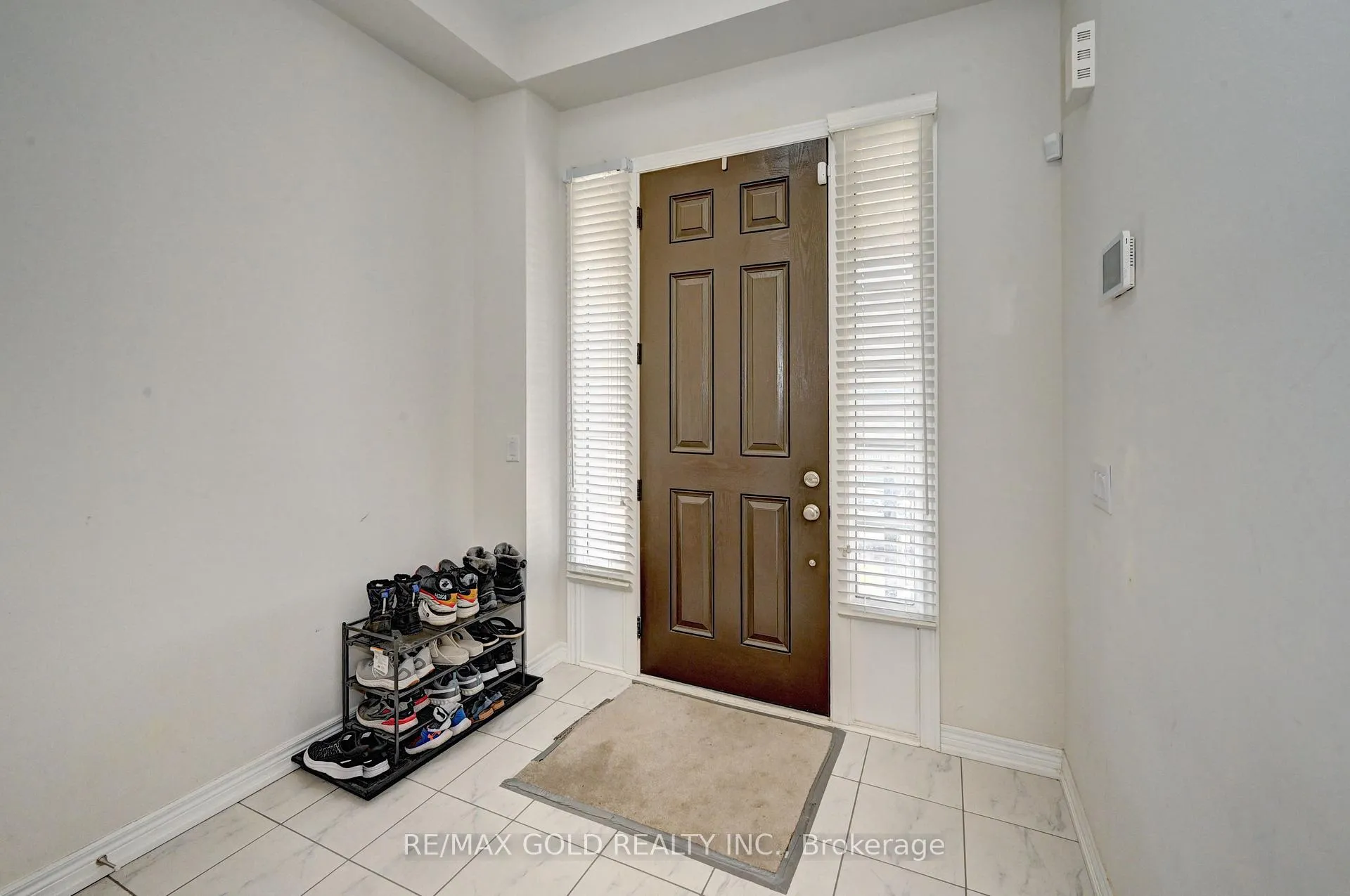 Photo 6 of 46 Grassbourne Avenue, Kitchener — HOMEH