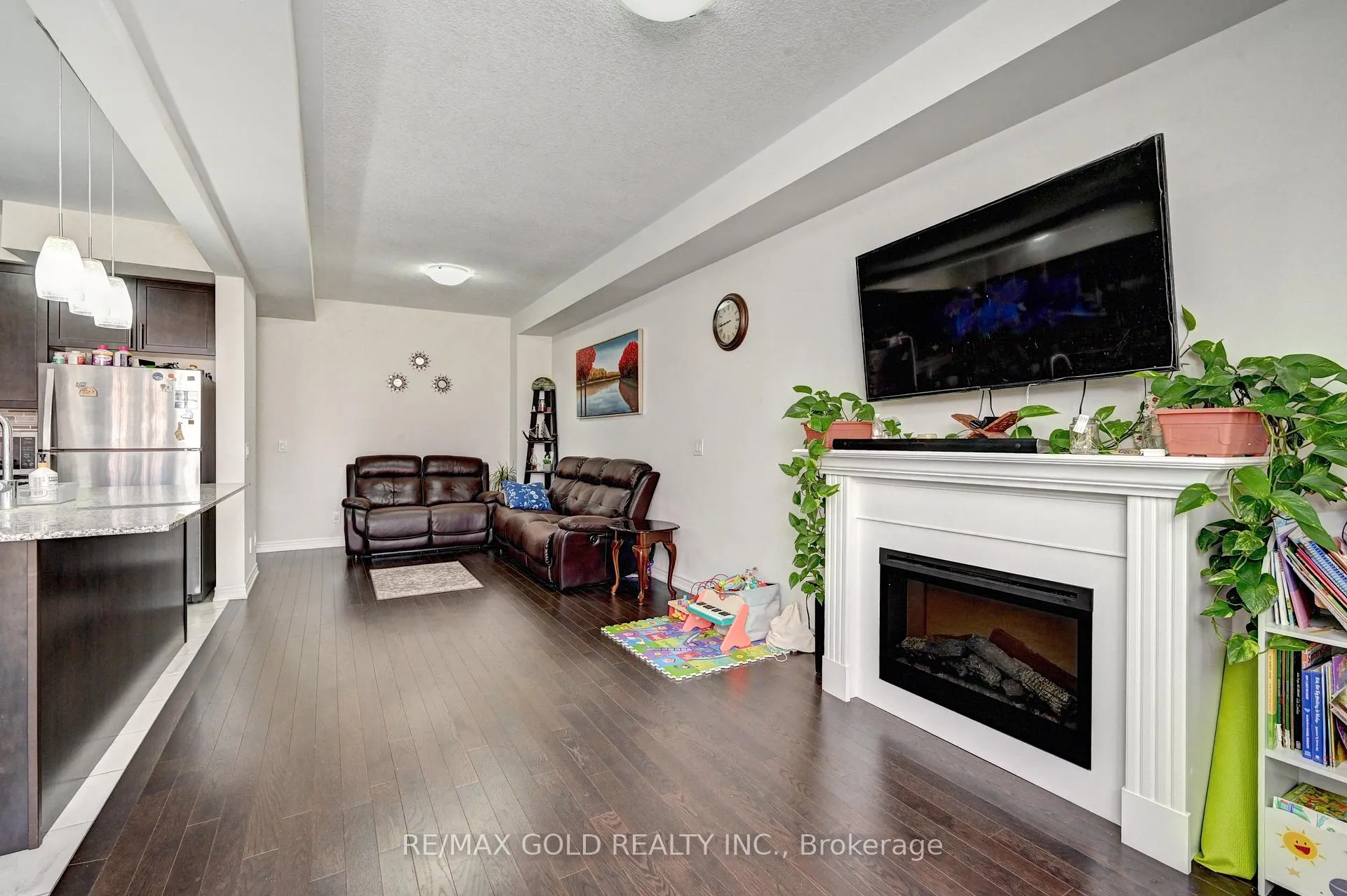 Photo 14 of 46 Grassbourne Avenue, Kitchener — HOMEH