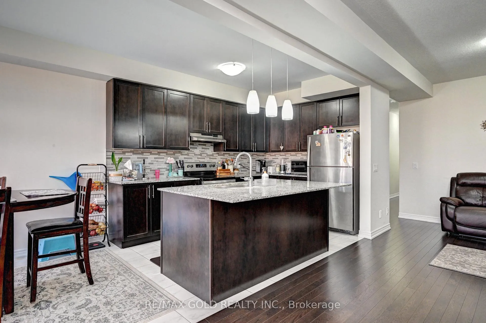 Photo 17 of 46 Grassbourne Avenue, Kitchener — HOMEH