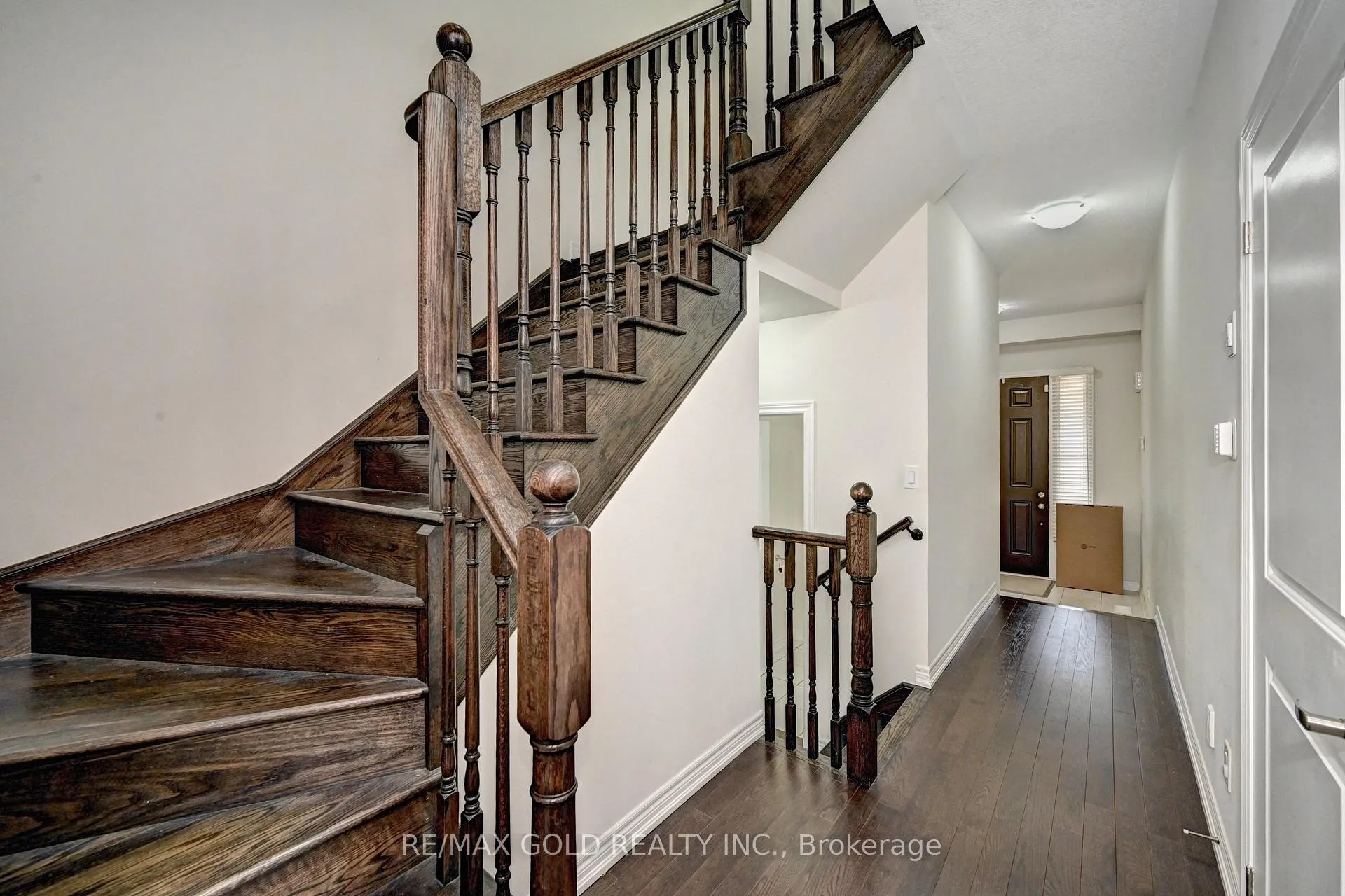 Photo 24 of 46 Grassbourne Avenue, Kitchener — HOMEH