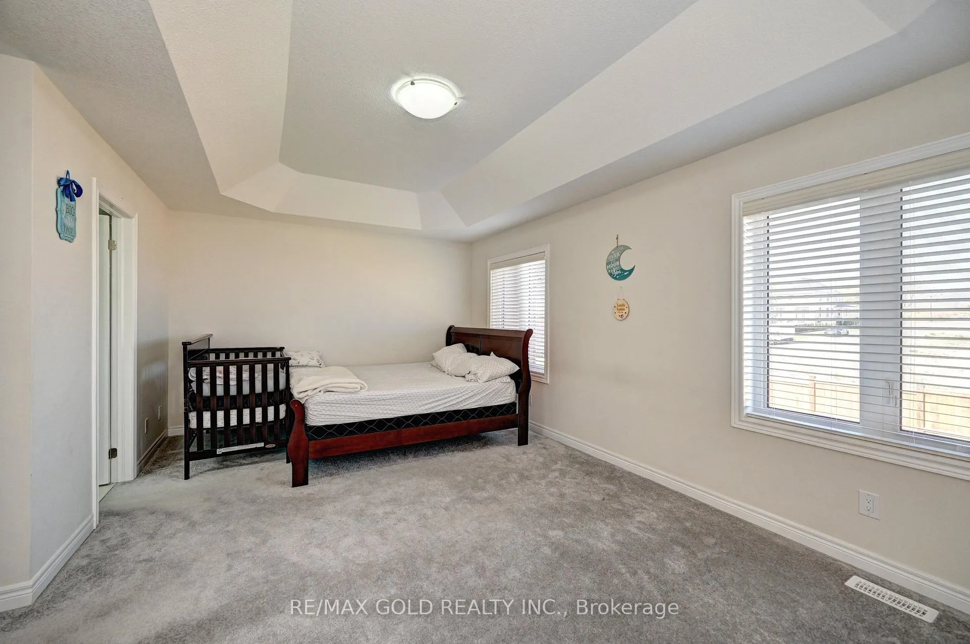 Photo 26 of 46 Grassbourne Avenue, Kitchener — HOMEH