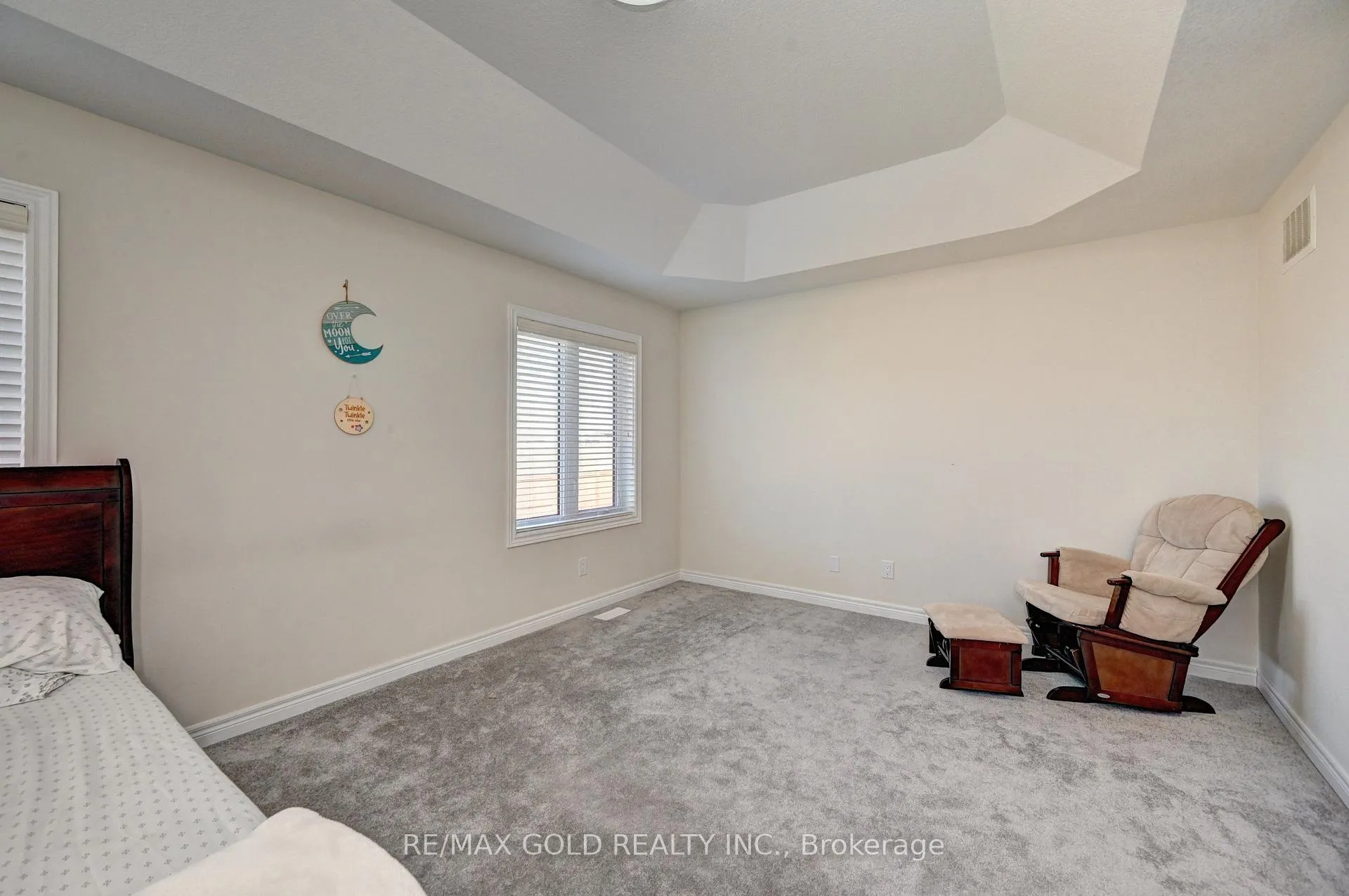 Photo 28 of 46 Grassbourne Avenue, Kitchener — HOMEH