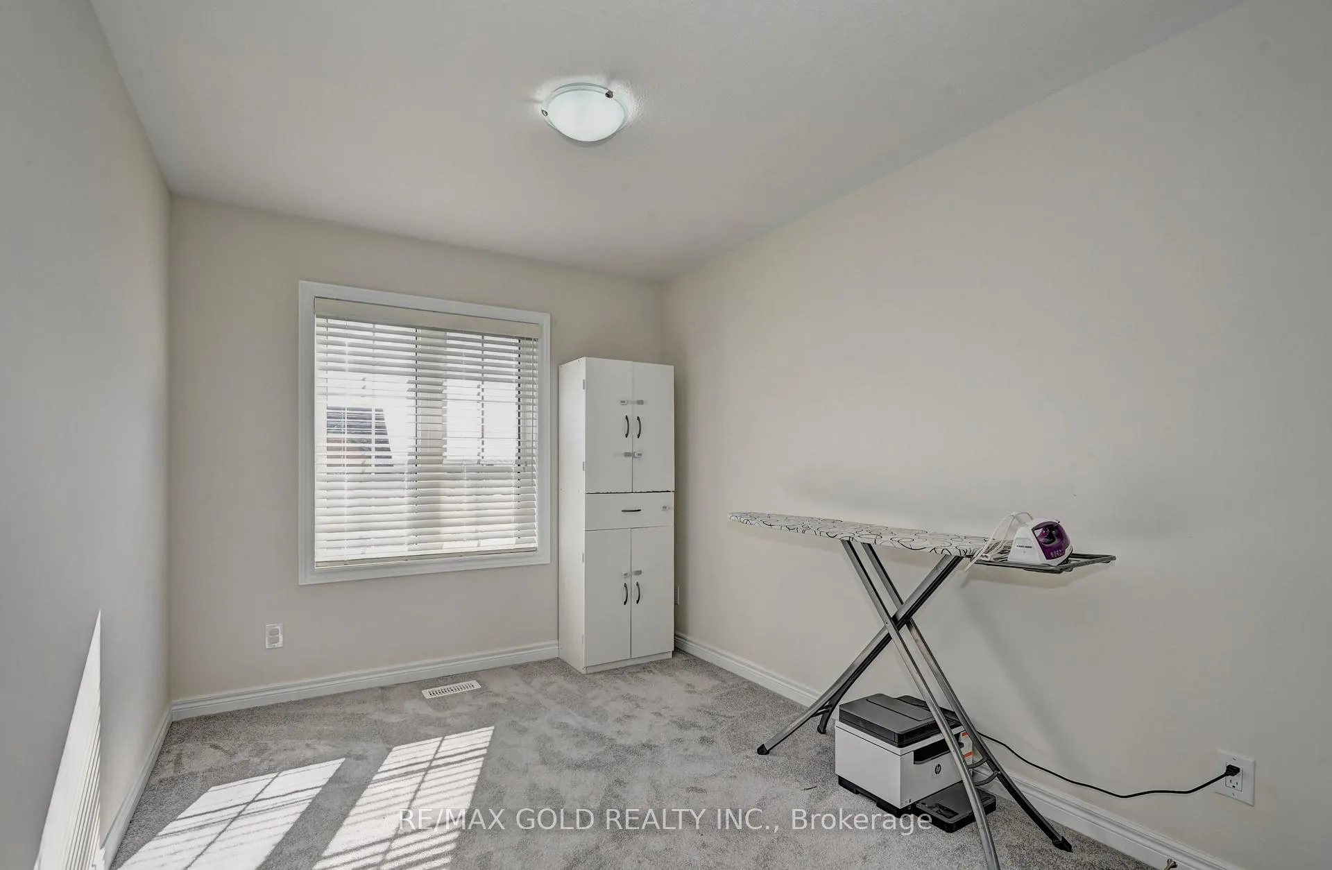 Photo 34 of 46 Grassbourne Avenue, Kitchener — HOMEH