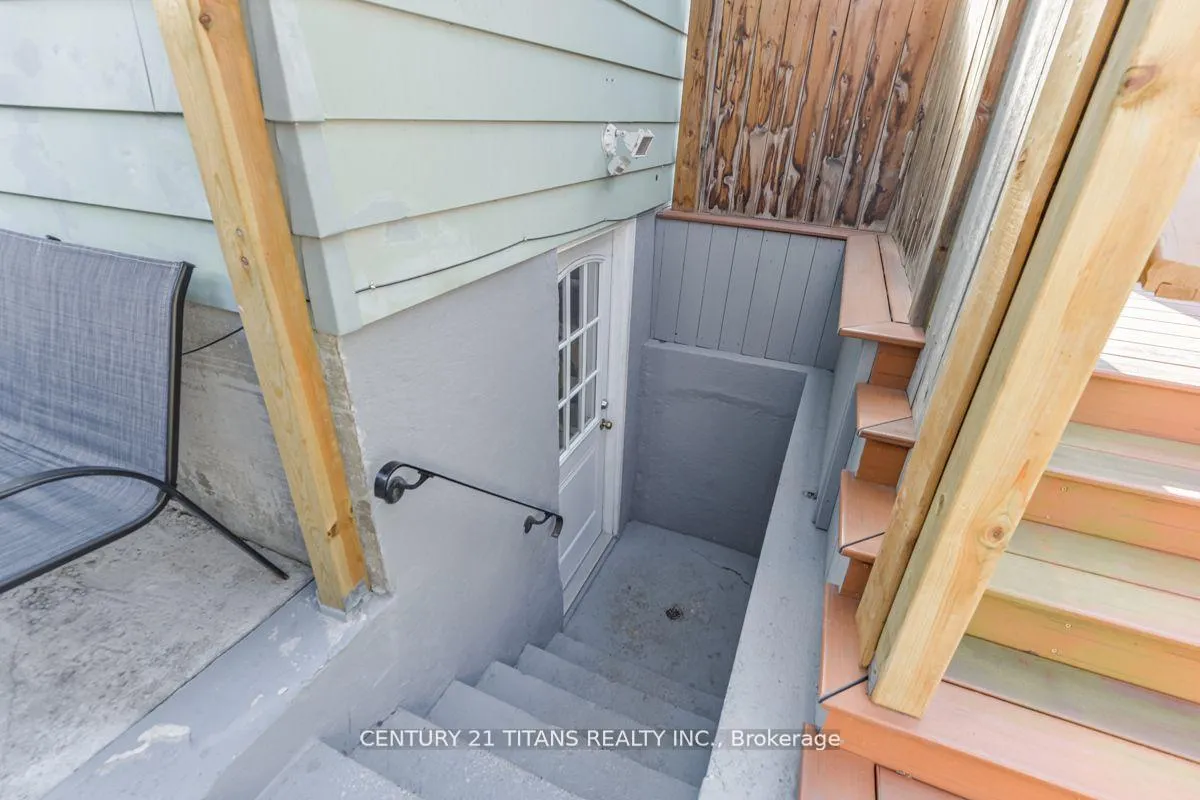 Photo 12 of 156 Madawaska Avenue, Oshawa, Lakeview — HOMEH