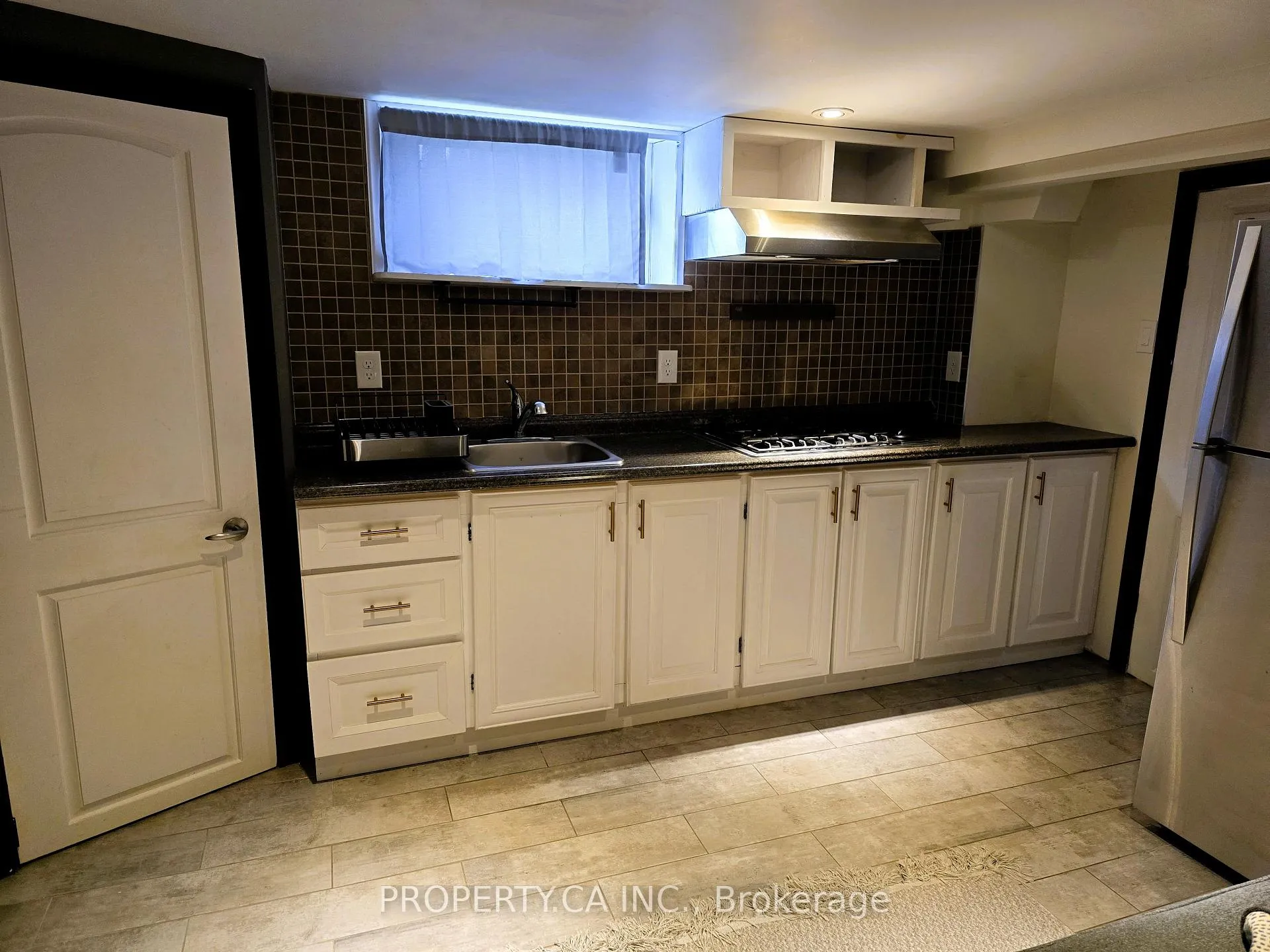 Photo 3 of Unit Lower, 19 Peard Road, Toronto, O'Connor-Parkview — HOMEH
