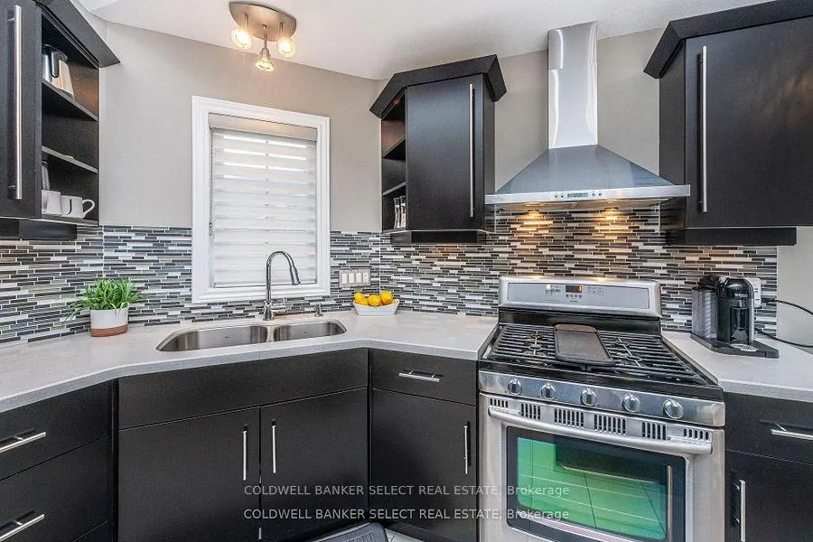 Photo 7 of Unit 3, 14 Reddington Drive, Caledon, Rural Caledon — HOMEH
