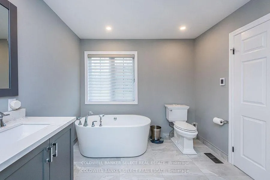 Photo 18 of Unit 3, 14 Reddington Drive, Caledon, Rural Caledon — HOMEH