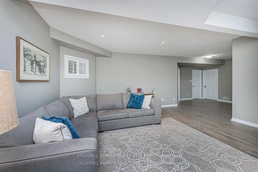 Photo 25 of Unit 3, 14 Reddington Drive, Caledon, Rural Caledon — HOMEH