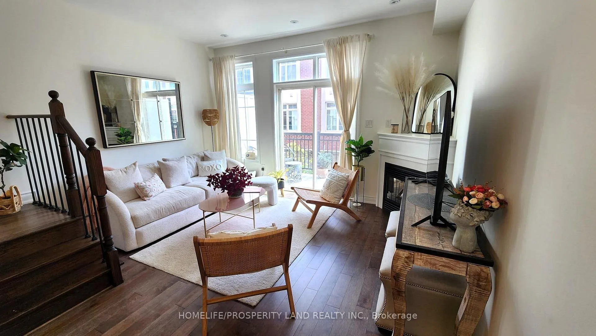 Photo 2 of 97A Finch Avenue W, North York, Willowdale West — HOMEH