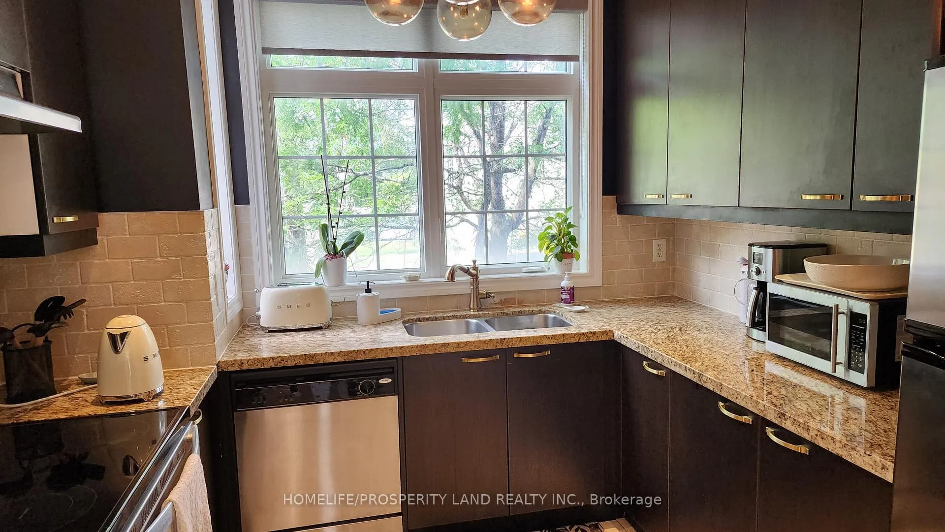 Photo 5 of 97A Finch Avenue W, North York, Willowdale West — HOMEH