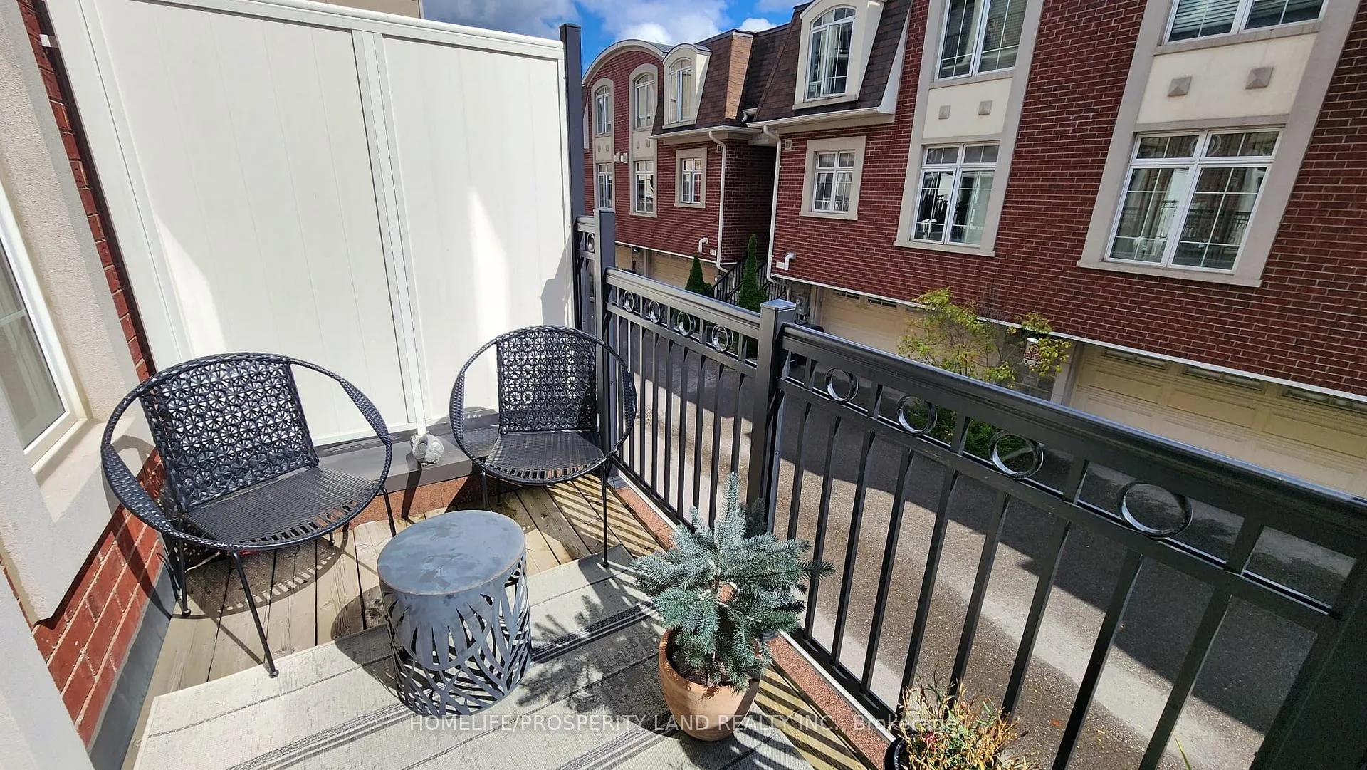 Photo 7 of 97A Finch Avenue W, North York, Willowdale West — HOMEH