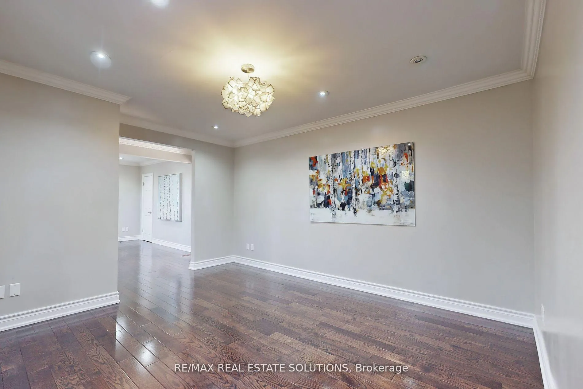 Photo 8 of 85 Ranee Avenue, Toronto, Englemount-Lawrence — HOMEH