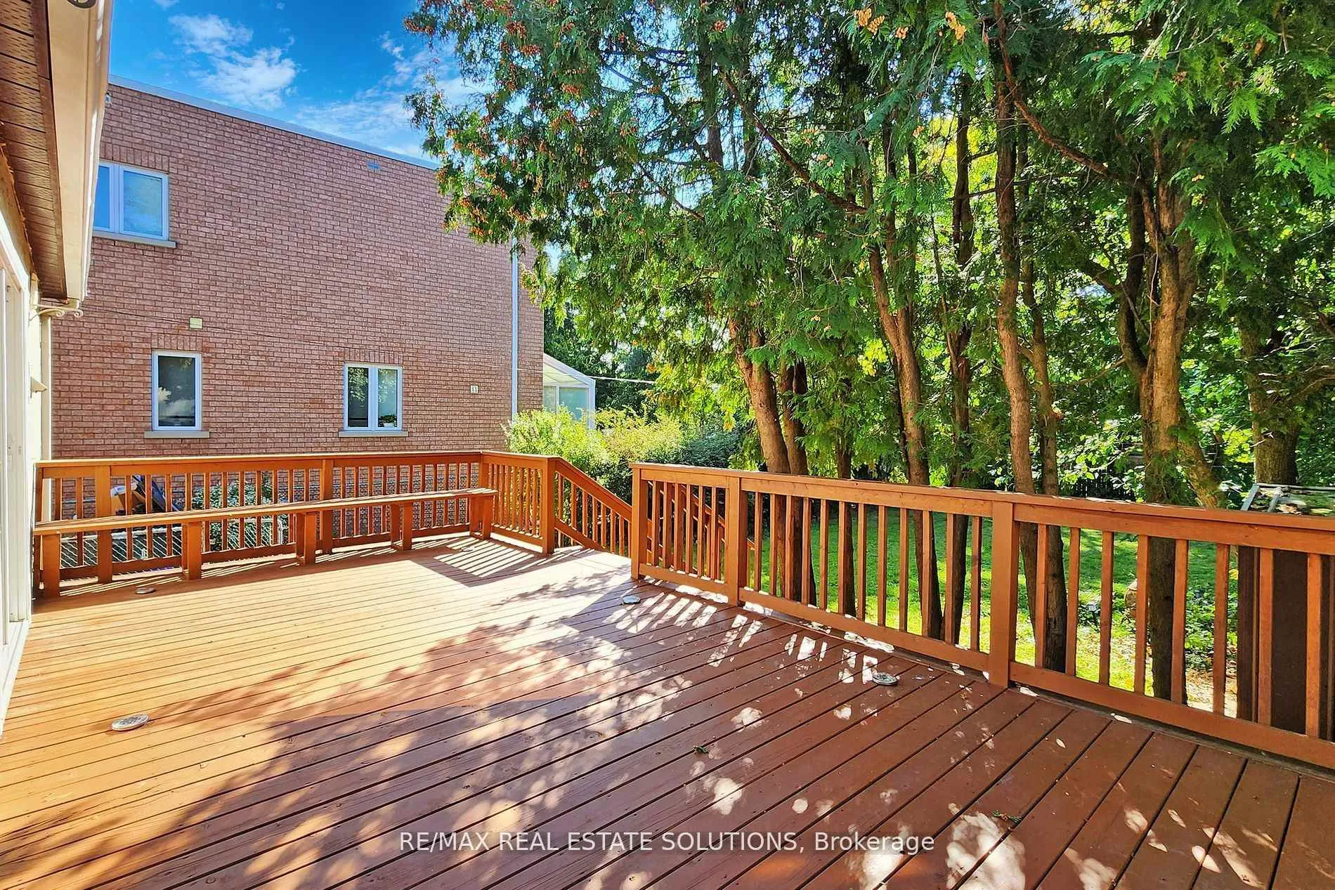 Photo 33 of 85 Ranee Avenue, Toronto, Englemount-Lawrence — HOMEH