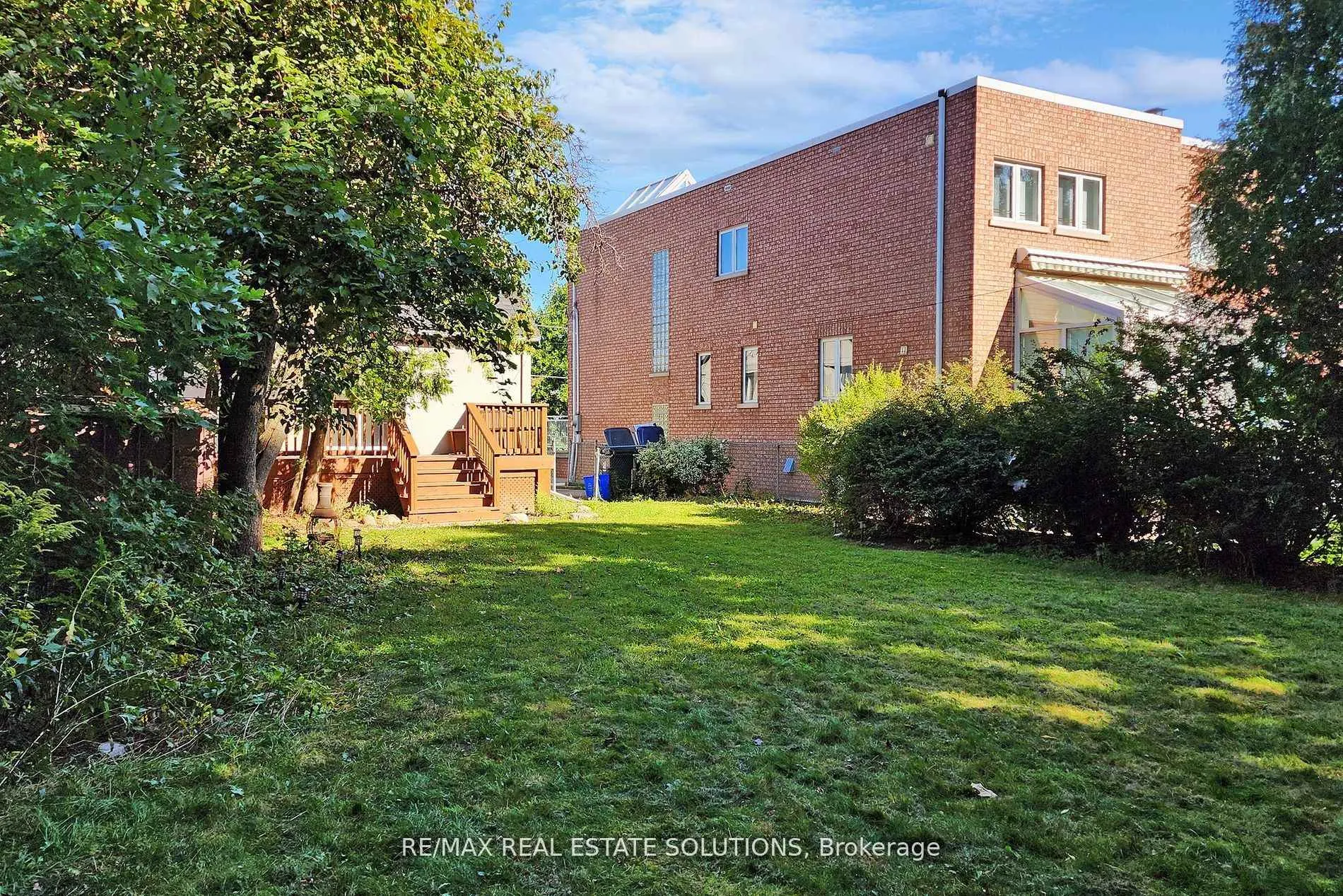 Photo 35 of 85 Ranee Avenue, Toronto, Englemount-Lawrence — HOMEH