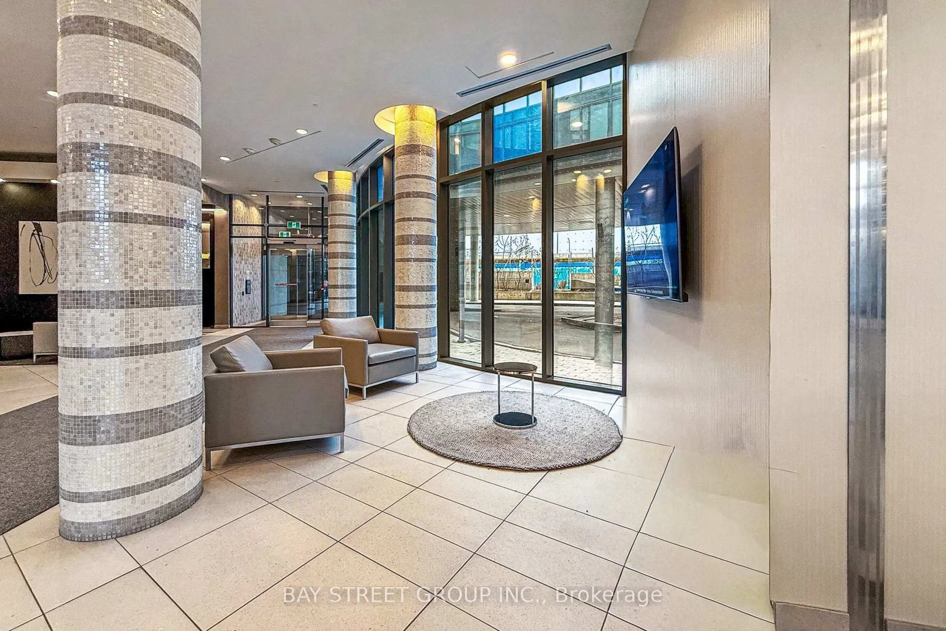Photo 12 of Unit 1410, 49 East Liberty Street, Toronto, Niagara — HOMEH