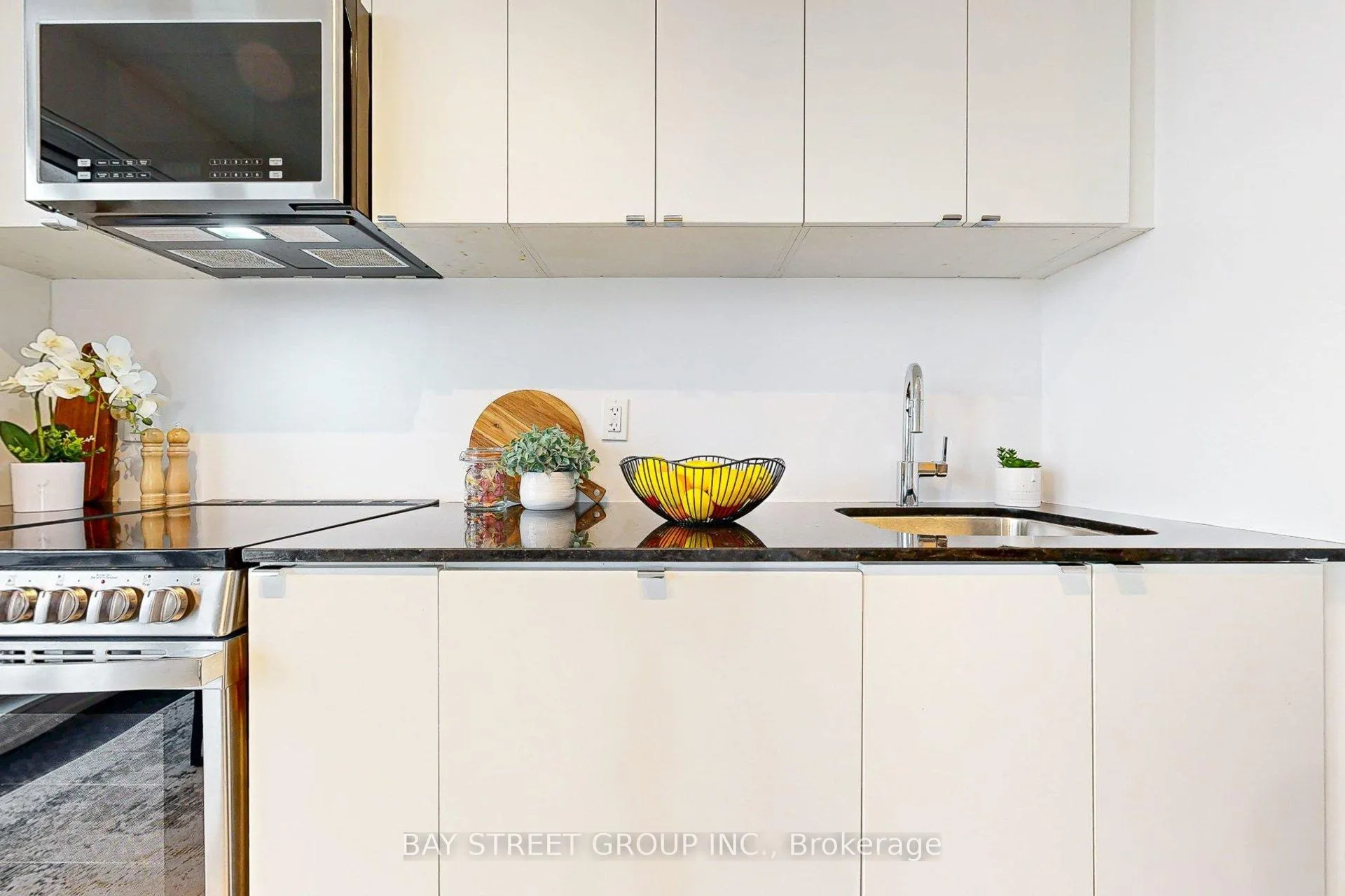 Photo 22 of Unit 1410, 49 East Liberty Street, Toronto, Niagara — HOMEH