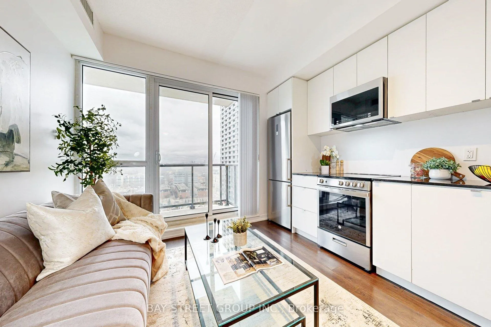 Photo 24 of Unit 1410, 49 East Liberty Street, Toronto, Niagara — HOMEH