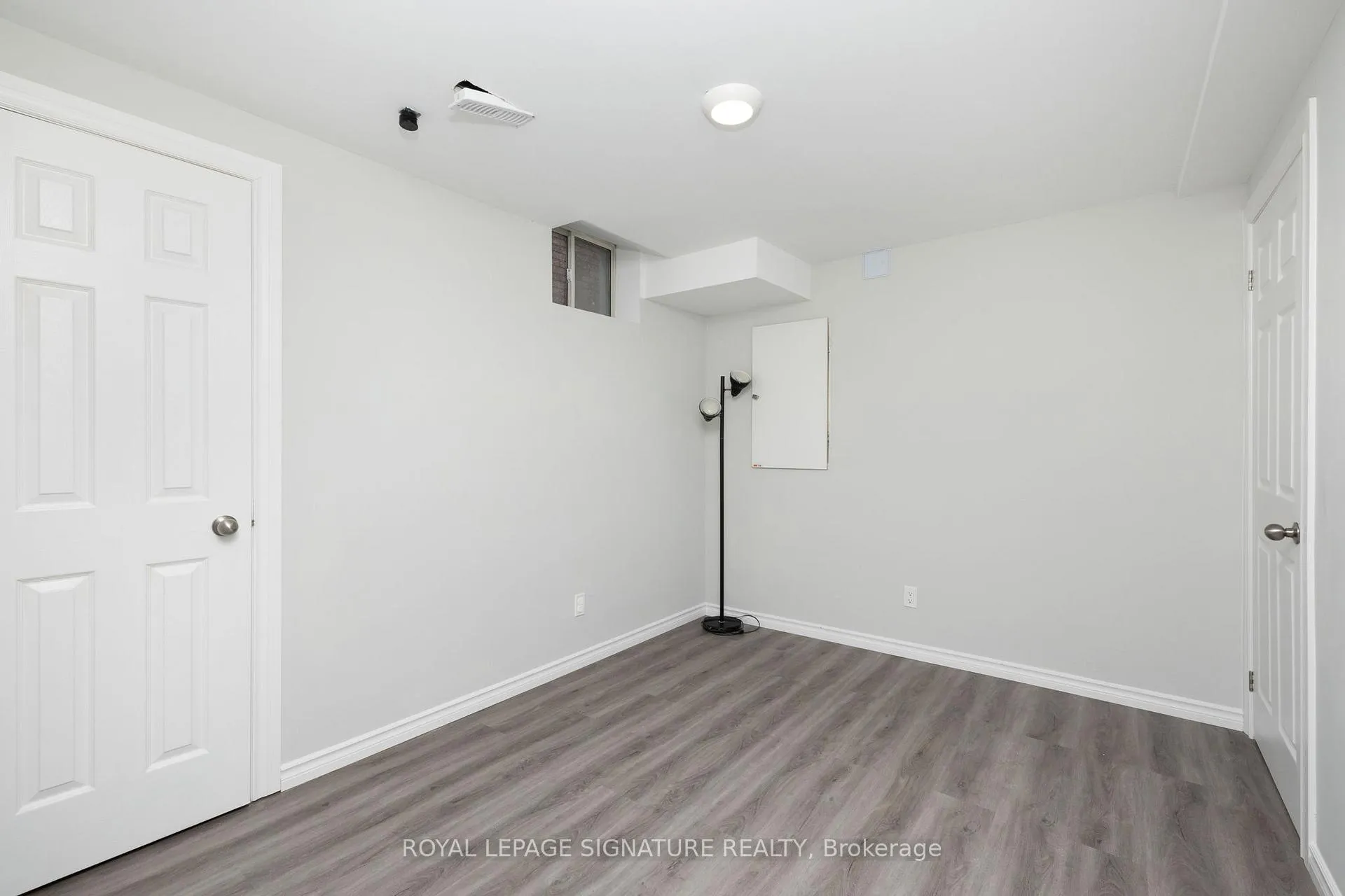 Photo 24 of 124 Laidlaw Drive, Barrie, West Bayfield — HOMEH
