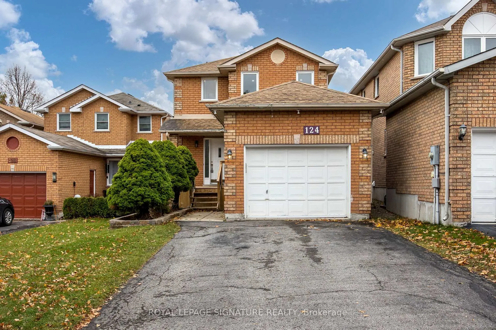 Photo 33 of 124 Laidlaw Drive, Barrie, West Bayfield — HOMEH