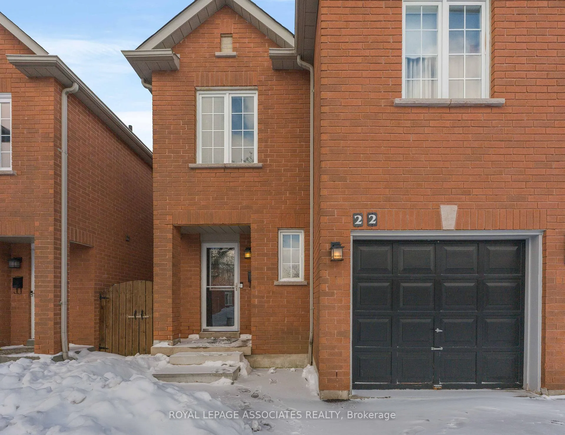Photo 3 of Unit 22, 1995 Pine Grove Avenue, Pickering, Highbush — HOMEH