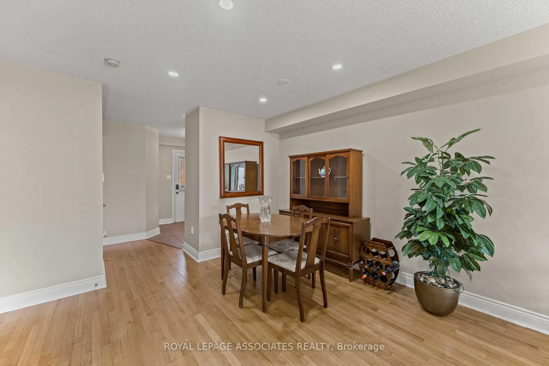 Photo 10 of Unit 22, 1995 Pine Grove Avenue, Pickering, Highbush — HOMEH