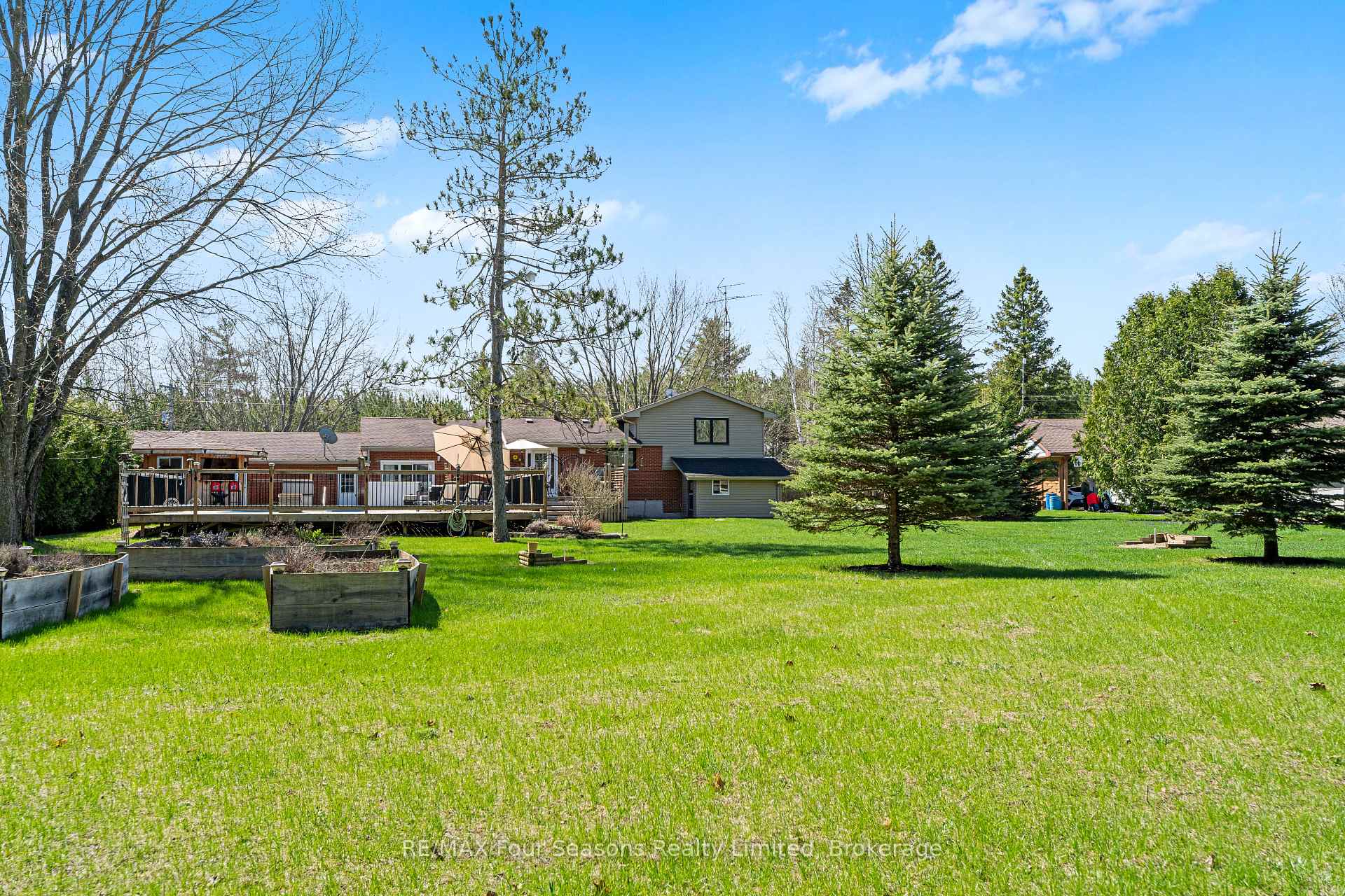 Photo 27 of 6184 County 9 Road, Clearview, Rural Clearview — HOMEH
