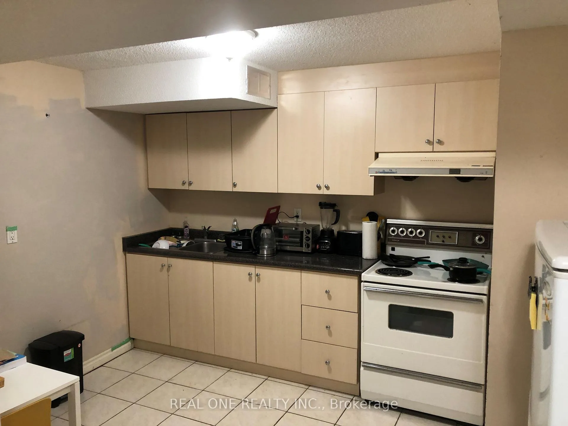 Photo 6 of Unit 1, 160 Elson Street, Markham, Middlefield — HOMEH