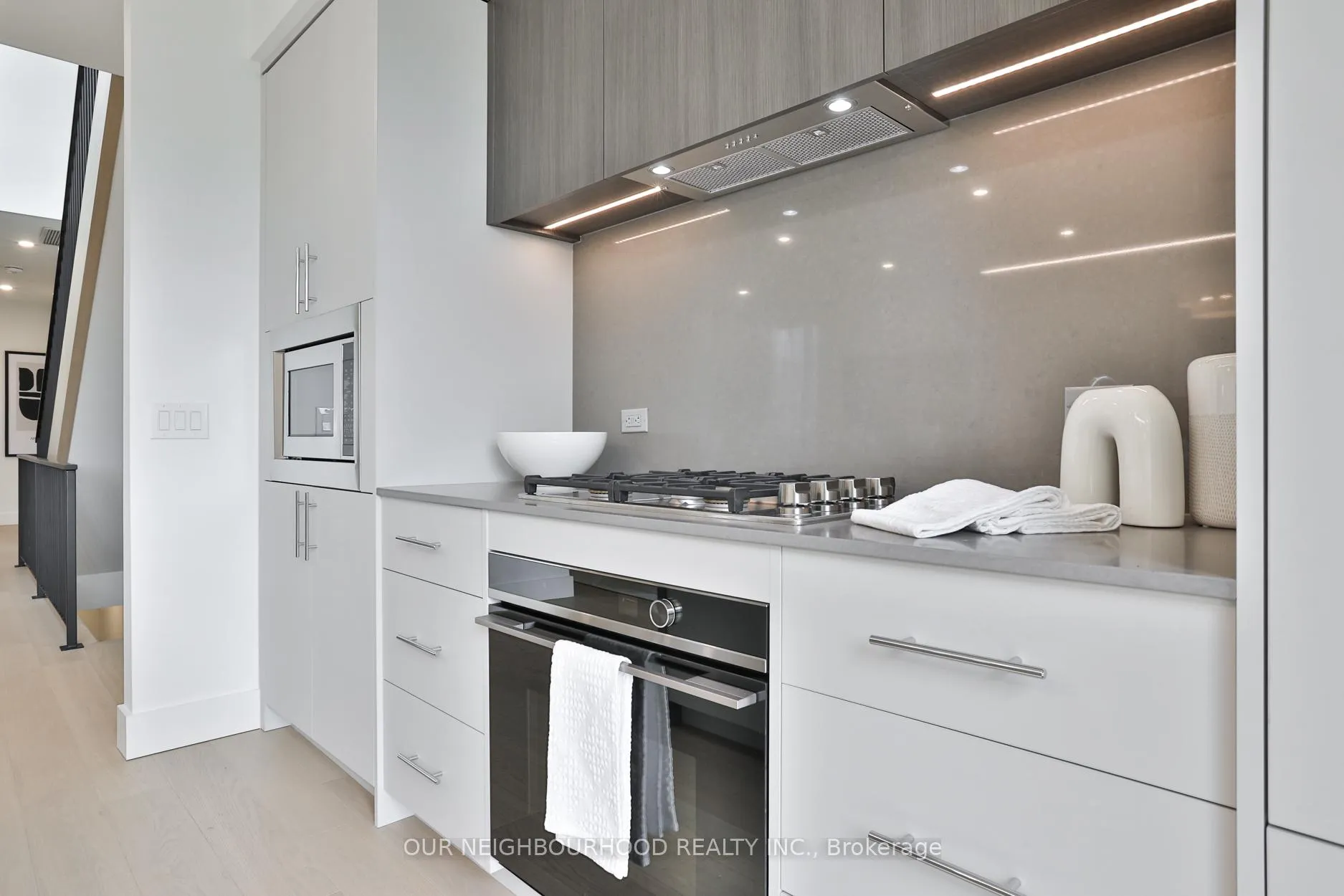 Photo 4 of Unit D, 2343 Gerrard Street, Toronto, East End-Danforth — HOMEH