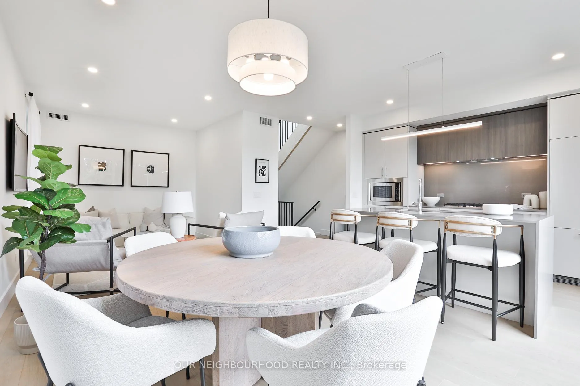Photo 10 of Unit D, 2343 Gerrard Street, Toronto, East End-Danforth — HOMEH