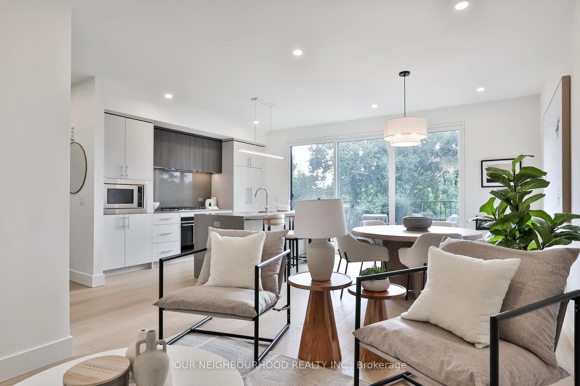 Photo 14 of Unit D, 2343 Gerrard Street, Toronto, East End-Danforth — HOMEH
