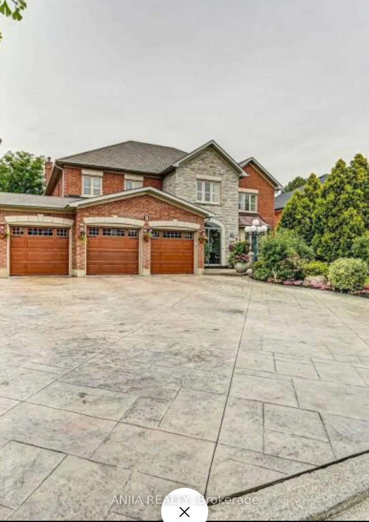 Photo 1 of 7 Moses Crescent, Markham, Cachet — HOMEH