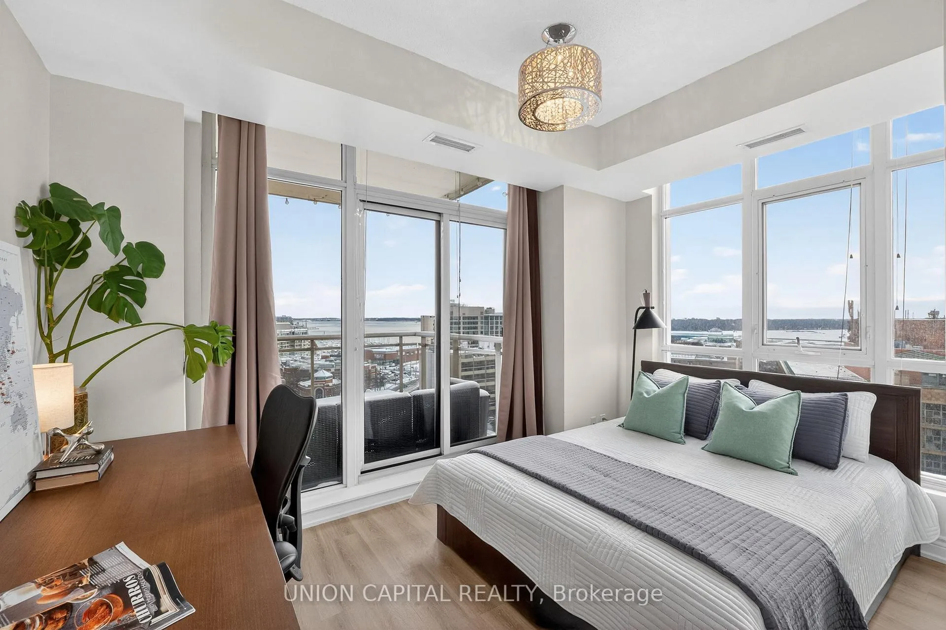 Photo 16 of Unit 1501, 21 Grand Magazine Street, Toronto, Niagara — HOMEH