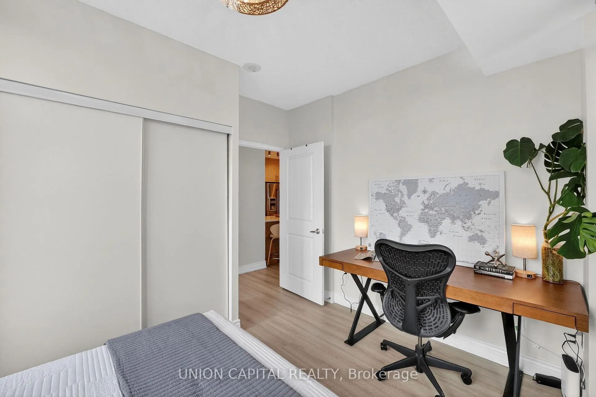Photo 17 of Unit 1501, 21 Grand Magazine Street, Toronto, Niagara — HOMEH