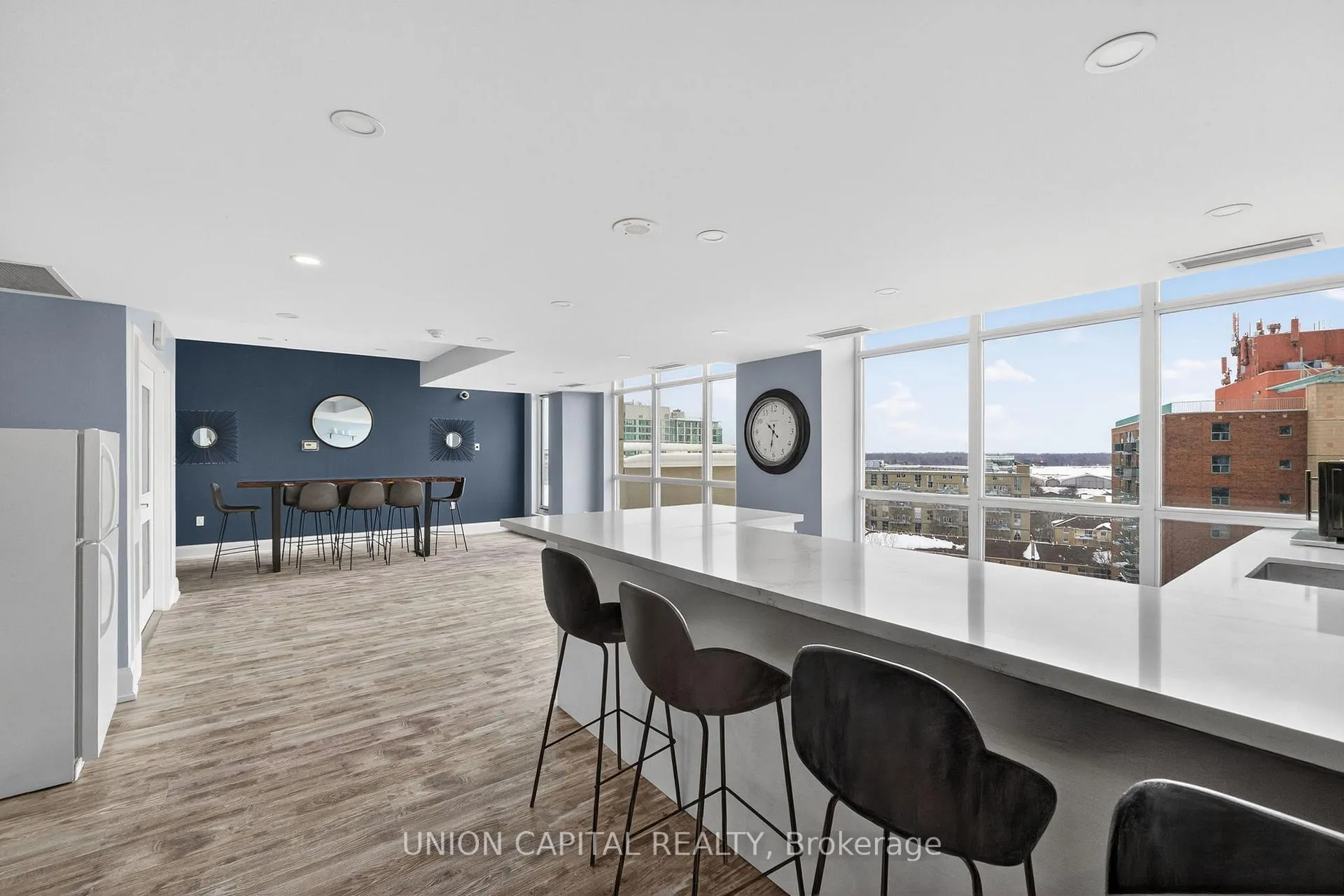 Photo 27 of Unit 1501, 21 Grand Magazine Street, Toronto, Niagara — HOMEH