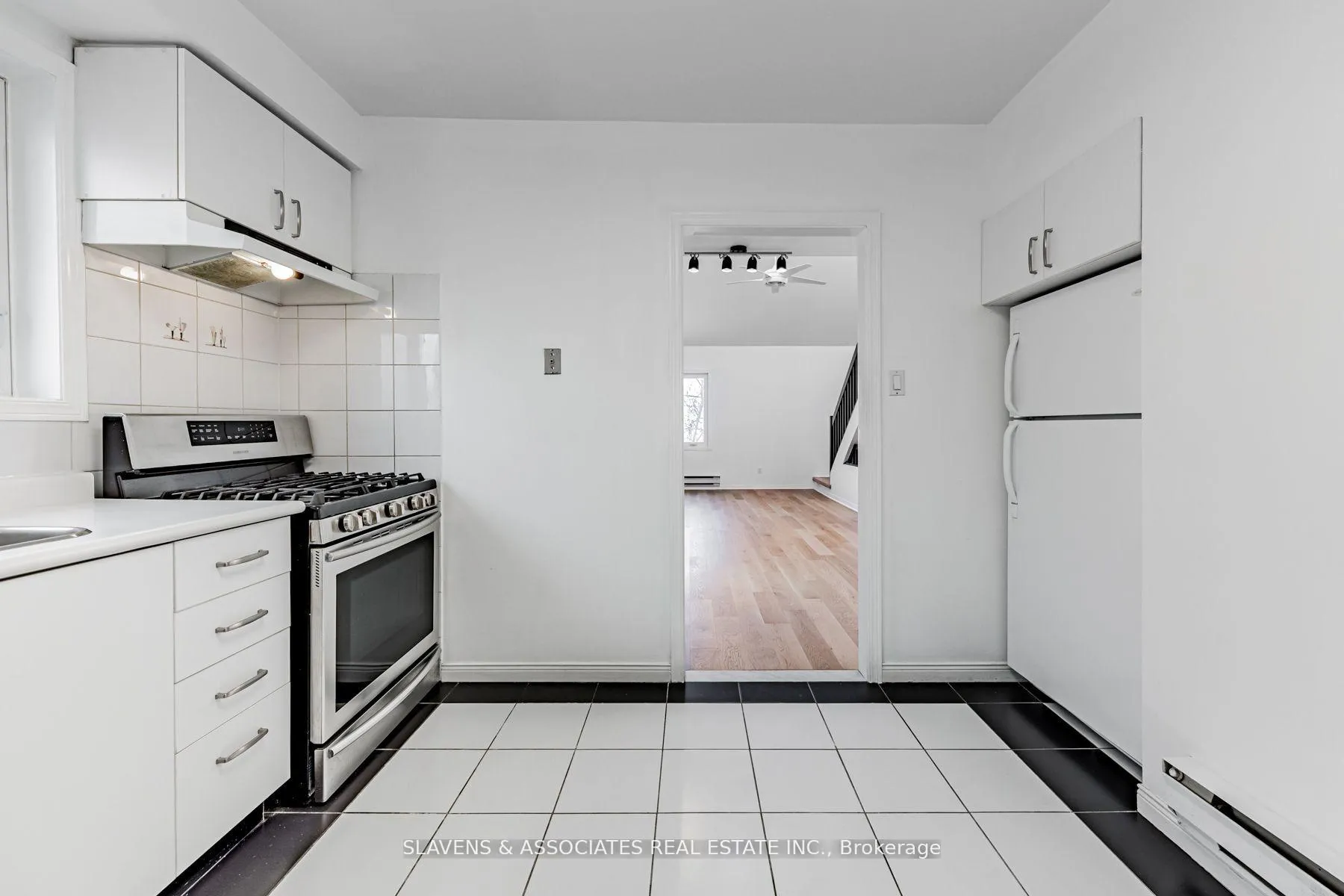 Photo 11 of Unit B, 33 Claxton Boulevard, Toronto, Humewood-Cedarvale — HOMEH