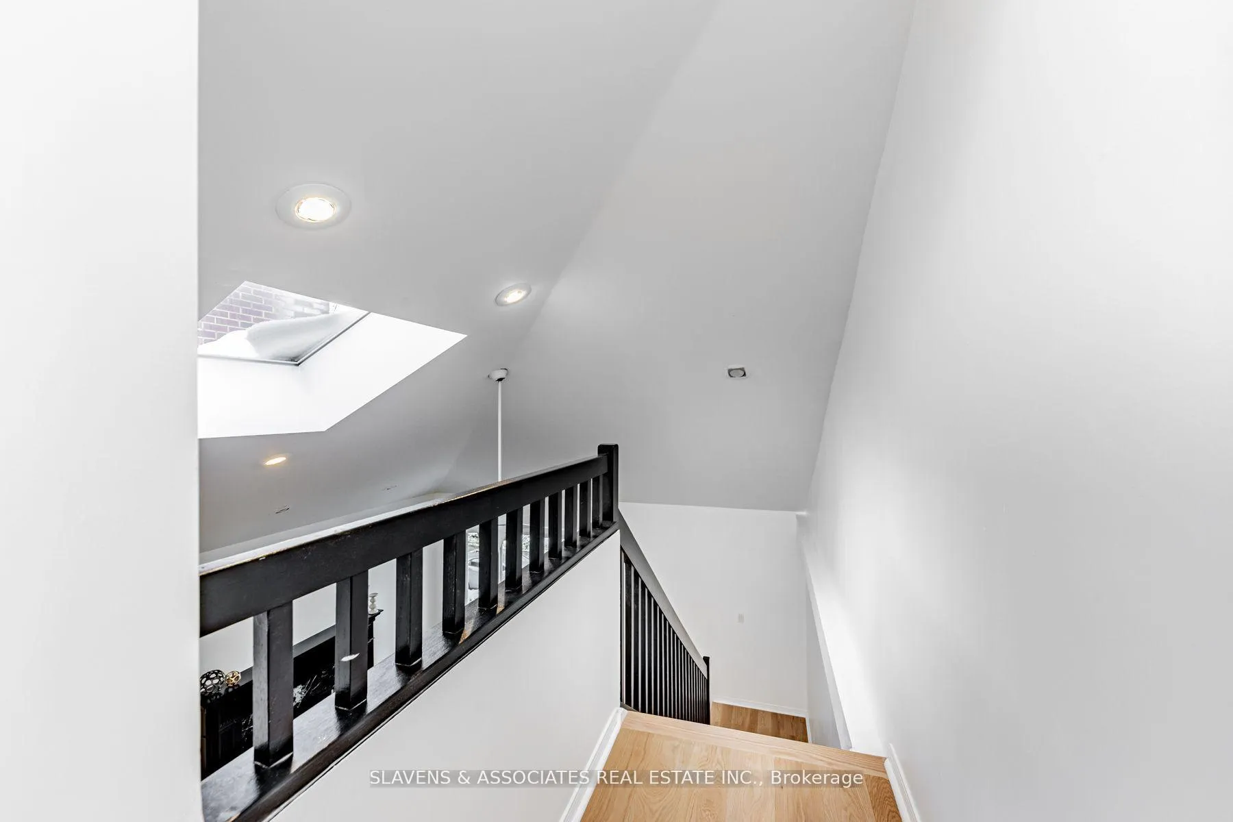 Photo 15 of Unit B, 33 Claxton Boulevard, Toronto, Humewood-Cedarvale — HOMEH