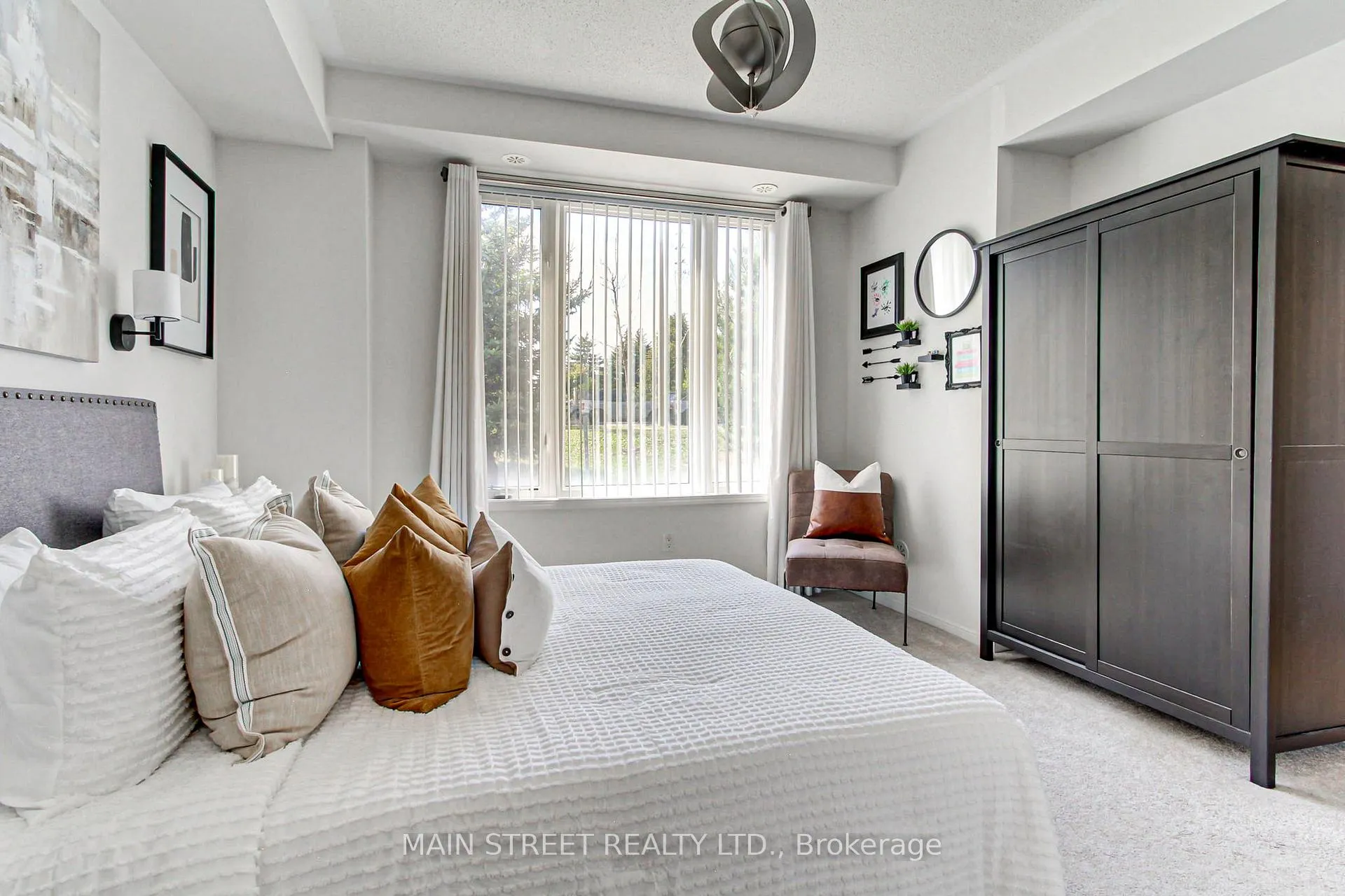 Photo 16 of Unit 4, 15949 Bayview Avenue, Aurora, Bayview Northeast — HOMEH