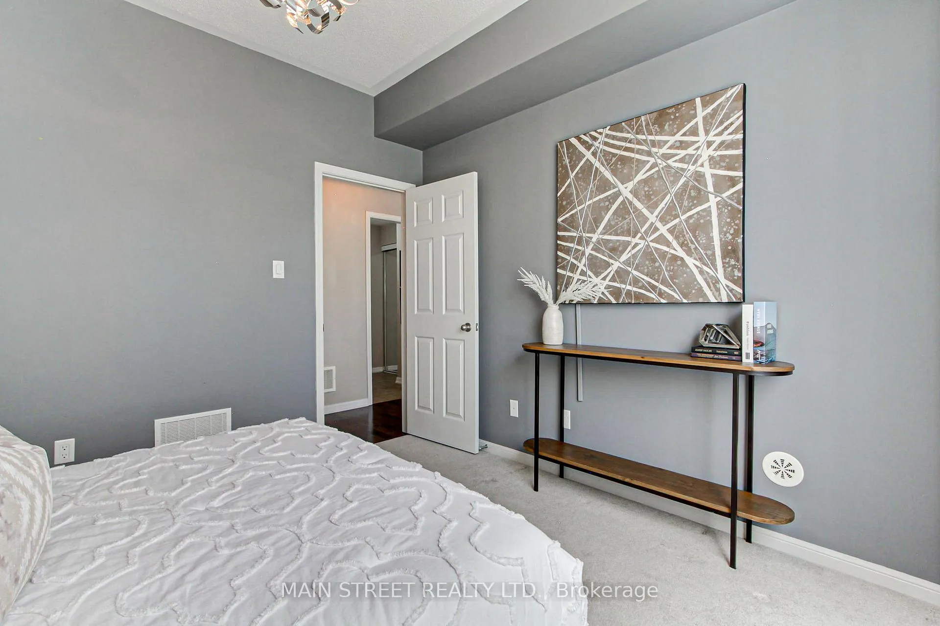 Photo 25 of Unit 4, 15949 Bayview Avenue, Aurora, Bayview Northeast — HOMEH