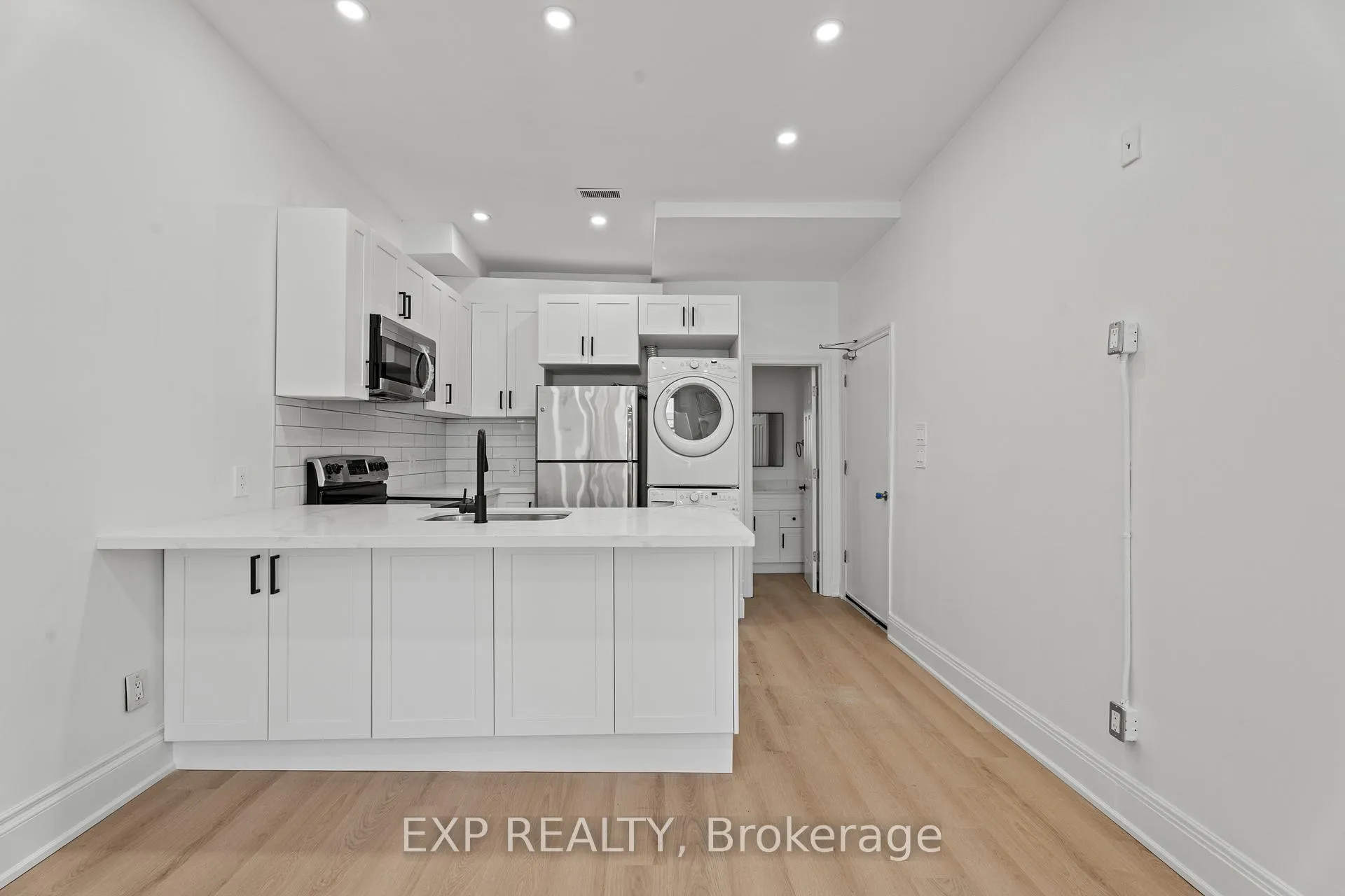 Photo 6 of Unit 2, 93 John Street S, Hamilton, Corktown — HOMEH