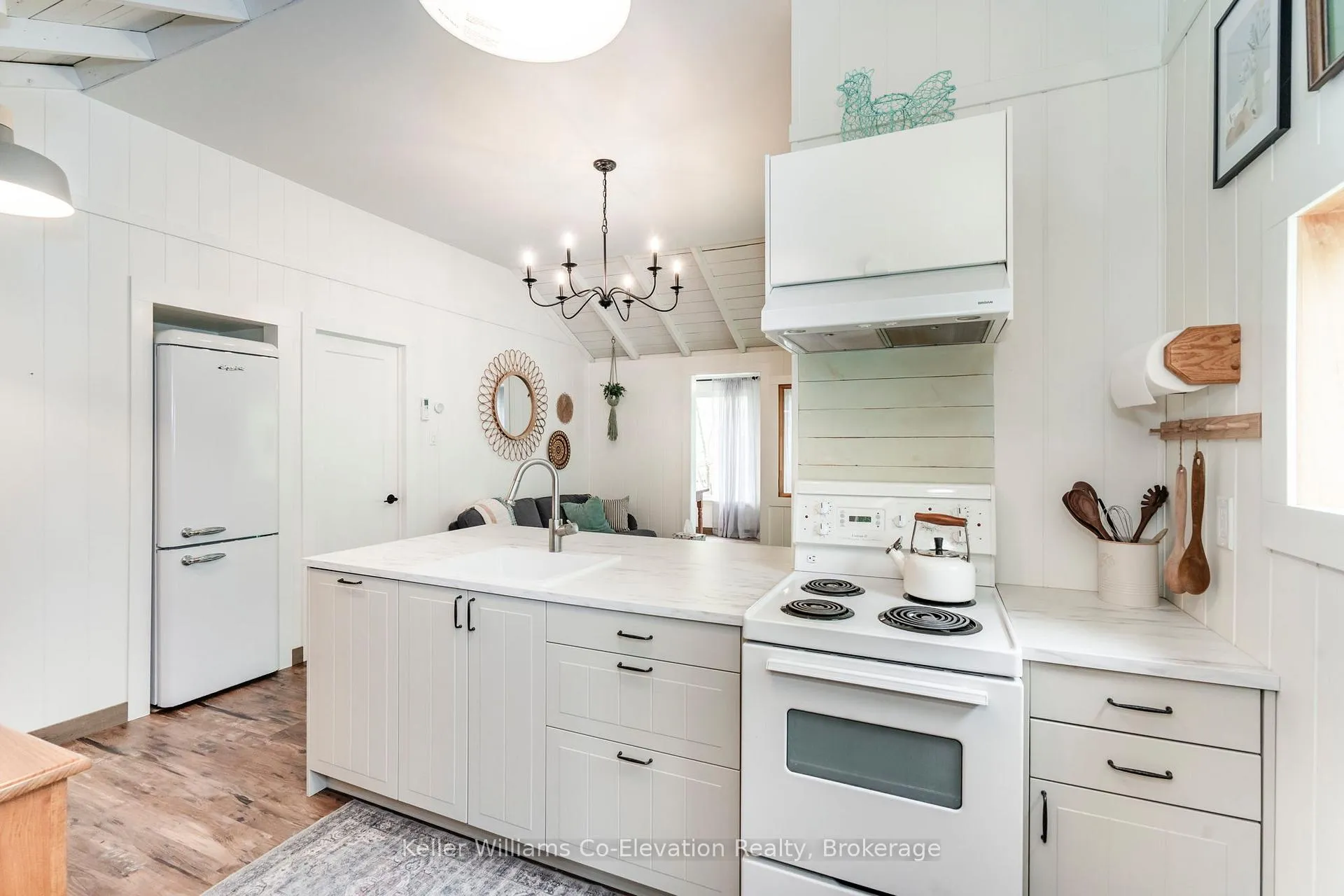 Photo 7 of 135 Oliver Drive, Tiny, Rural Tiny — HOMEH