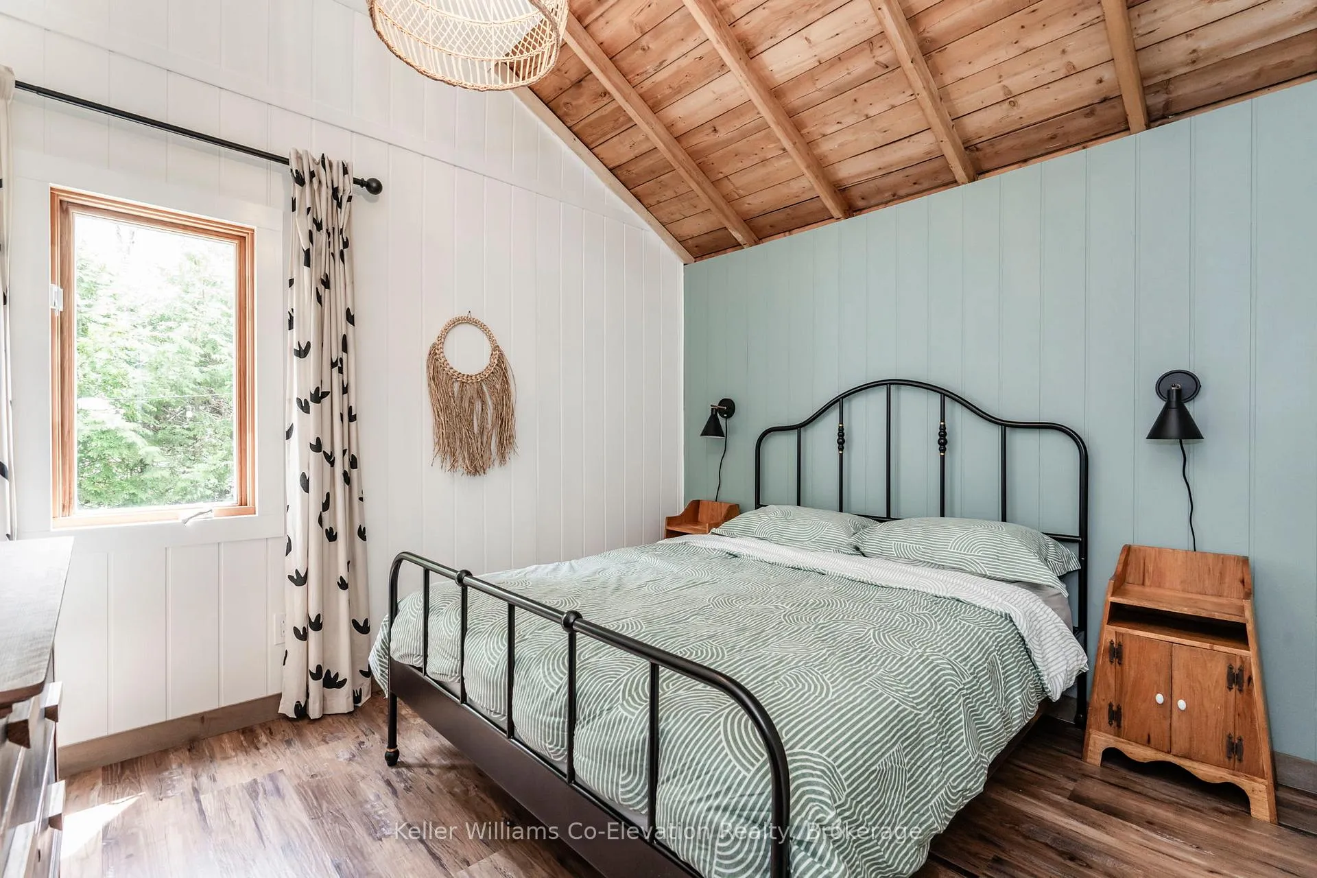 Photo 14 of 135 Oliver Drive, Tiny, Rural Tiny — HOMEH