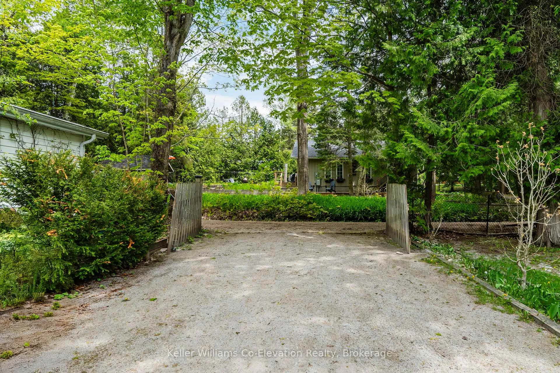 Photo 20 of 135 Oliver Drive, Tiny, Rural Tiny — HOMEH