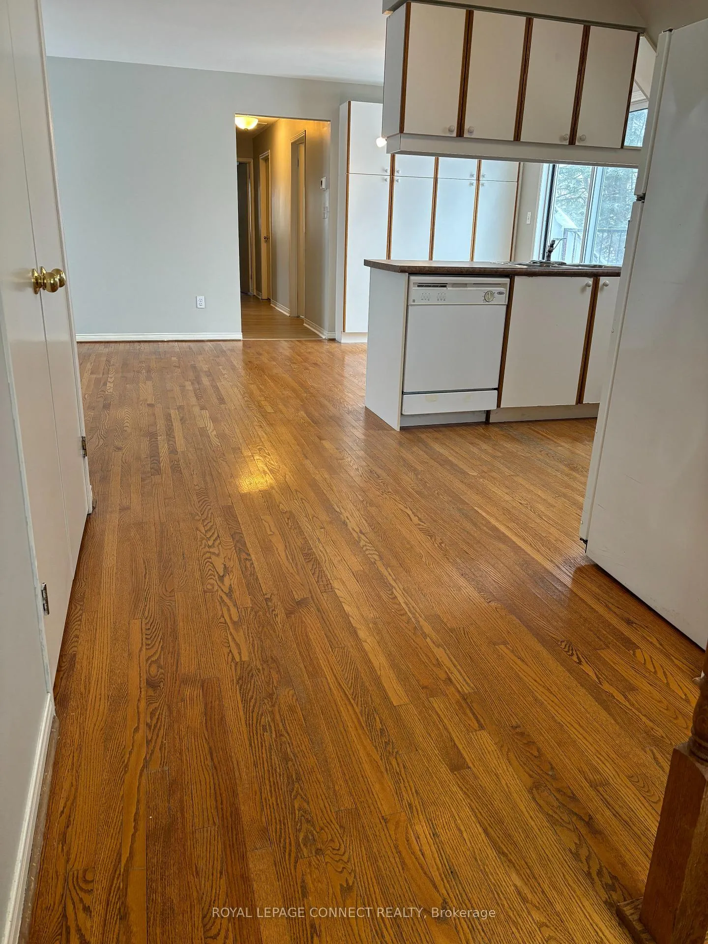 Photo 4 of Unit Unit 2, 9 Doric Street, Ajax, Central East — HOMEH