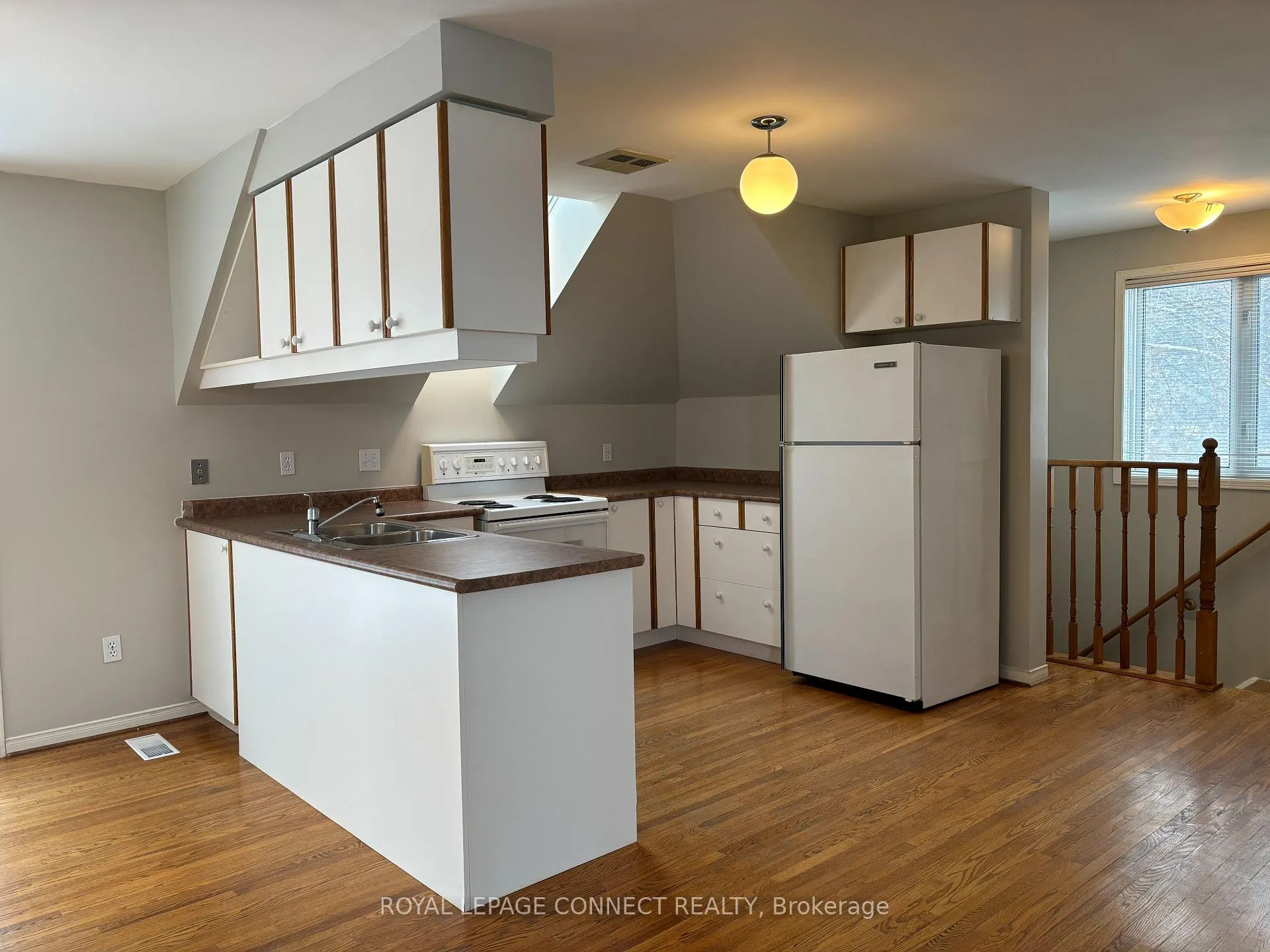 Photo 6 of Unit Unit 2, 9 Doric Street, Ajax, Central East — HOMEH