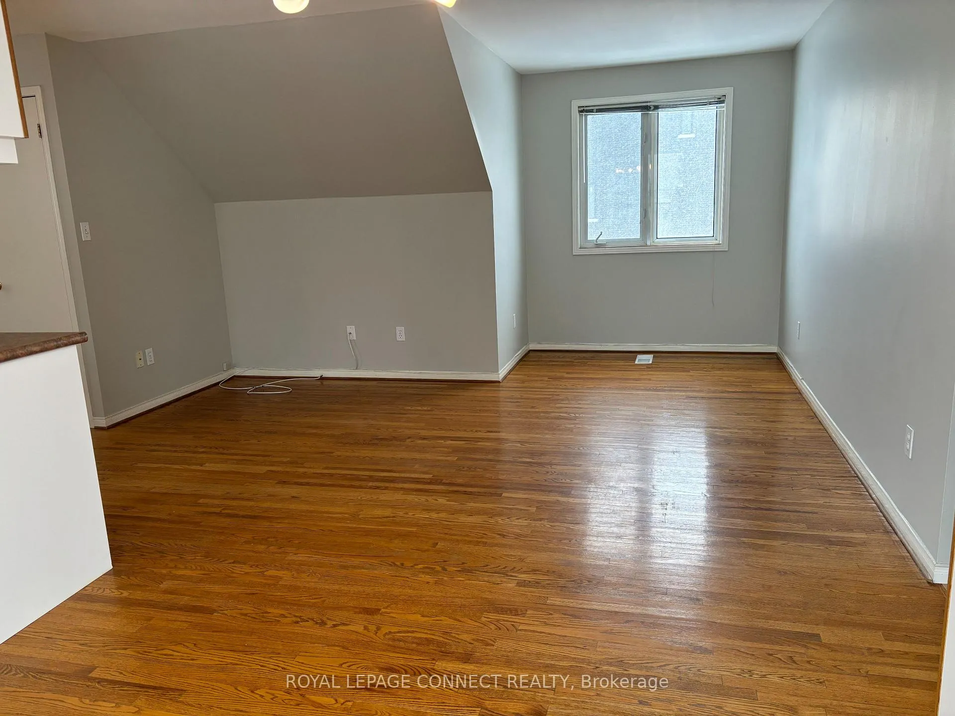 Photo 7 of Unit Unit 2, 9 Doric Street, Ajax, Central East — HOMEH